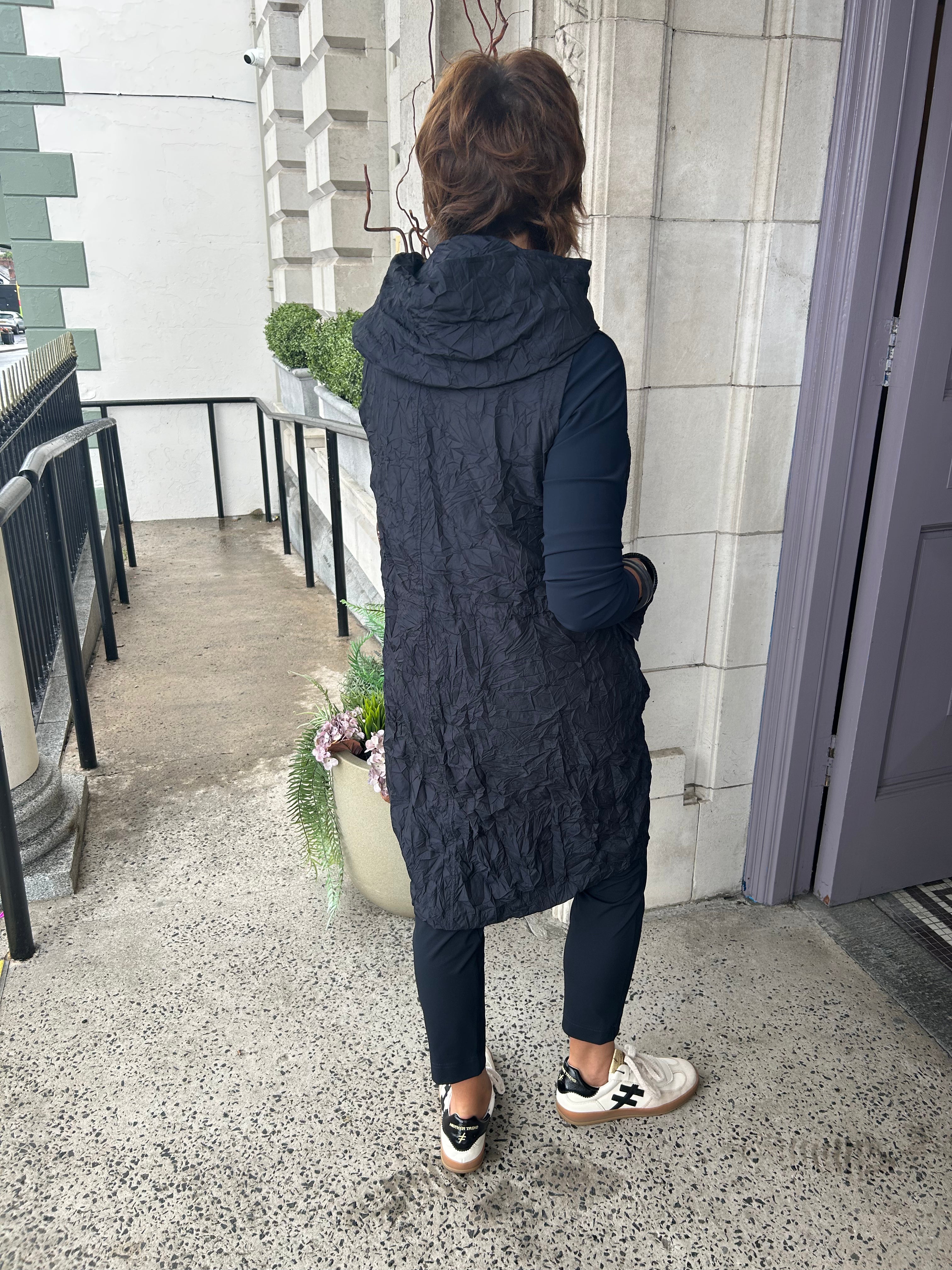 Crinkle Taffeta Waistcoat in Night Blue
