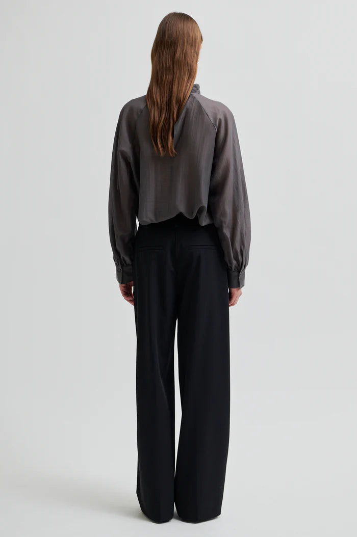 Kannika Blouse in Beluga