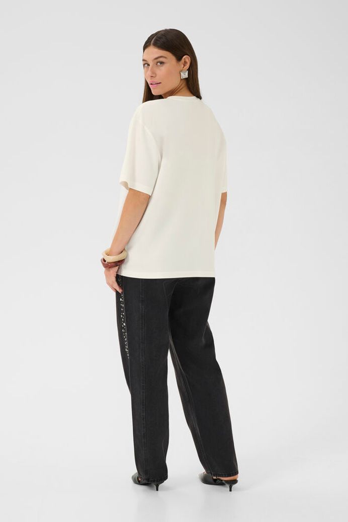 Love T-Shirt in Spring Gardenia