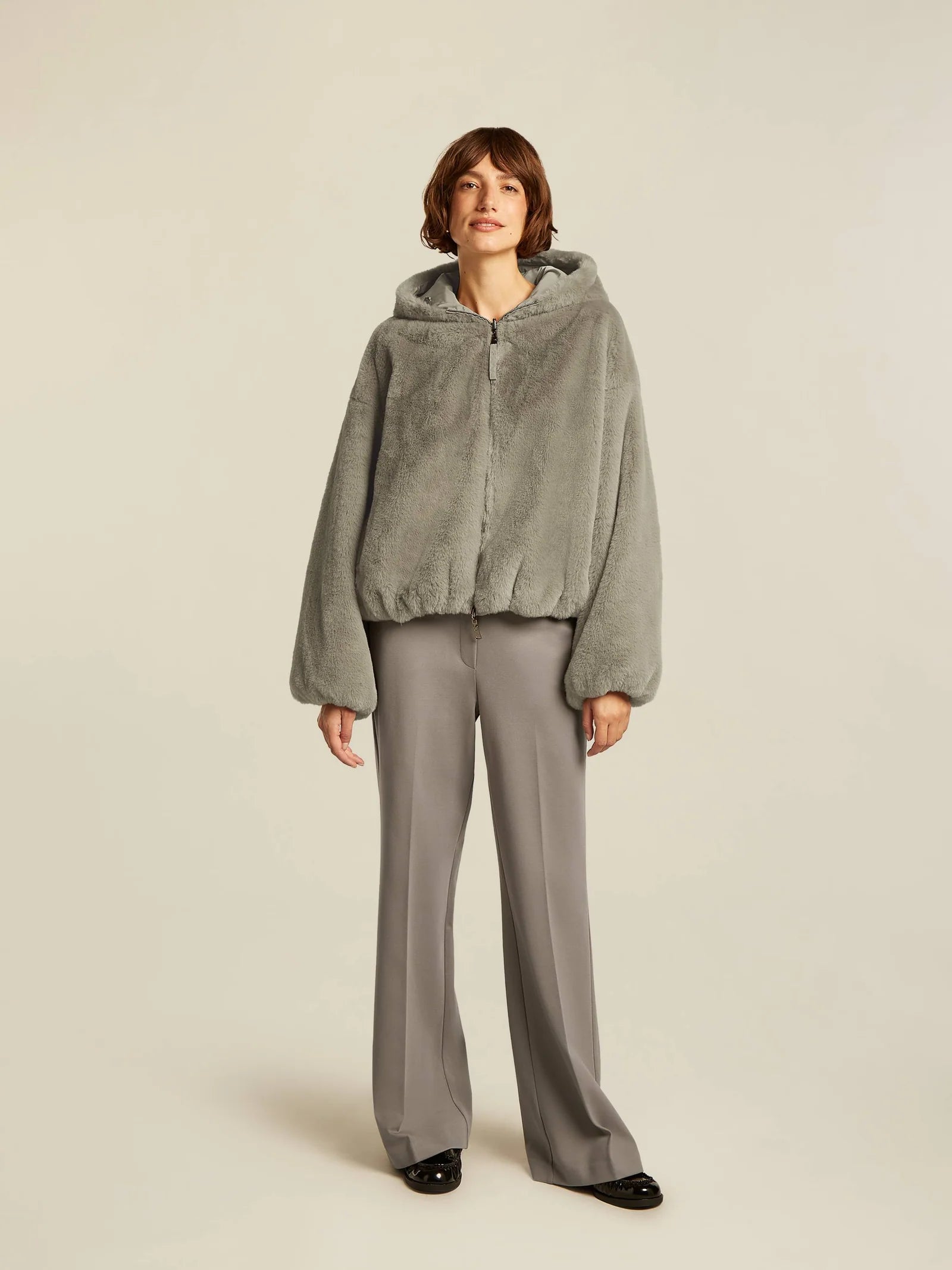 Max Reversible Hooded Jacket in Chinchilla