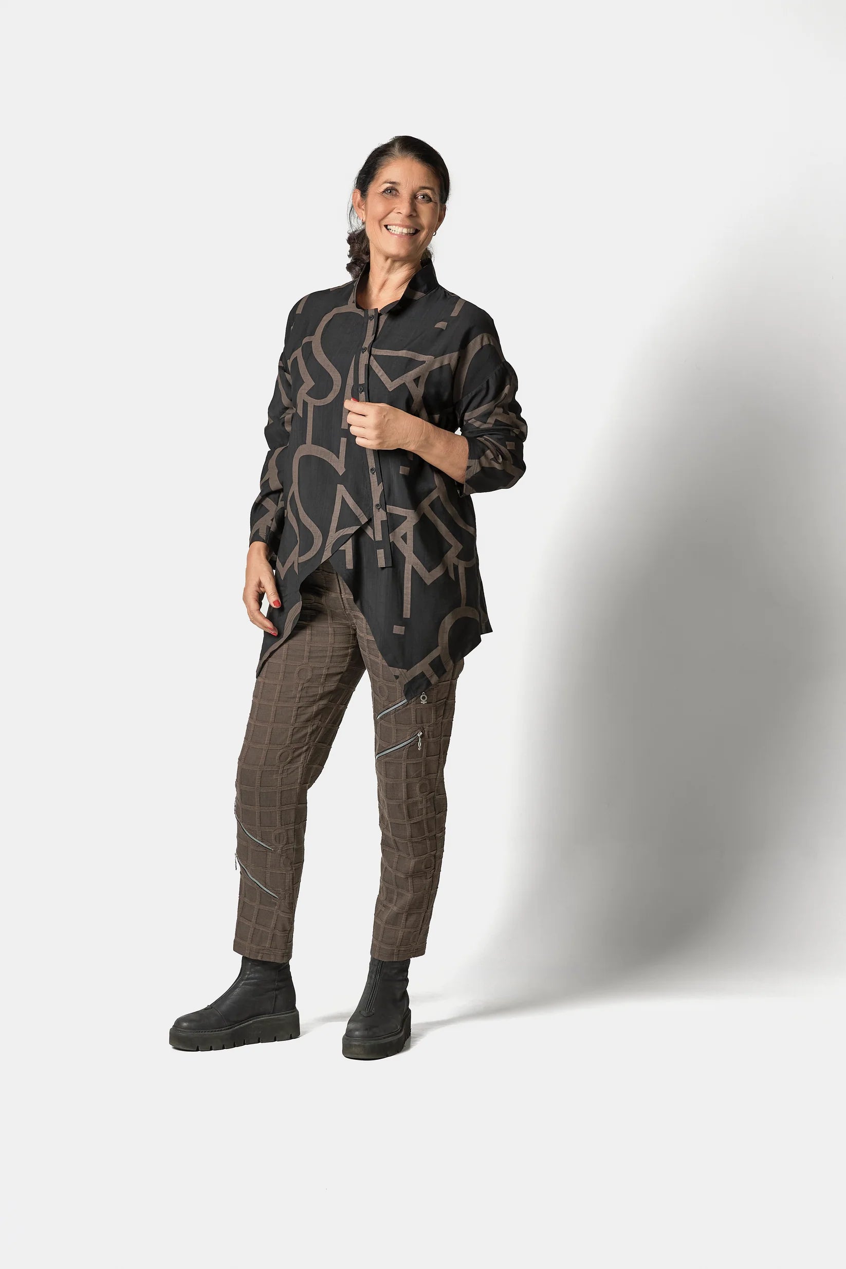 Graphic Button Up Long Jacket in Black/Brown