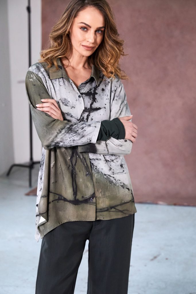 Abstract Two Tone Print Shirt with Pocket Detail in Moss