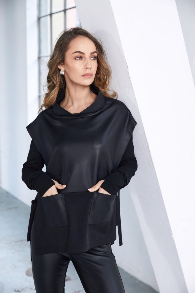 Basic Jersey Long Sleeve Top in Black