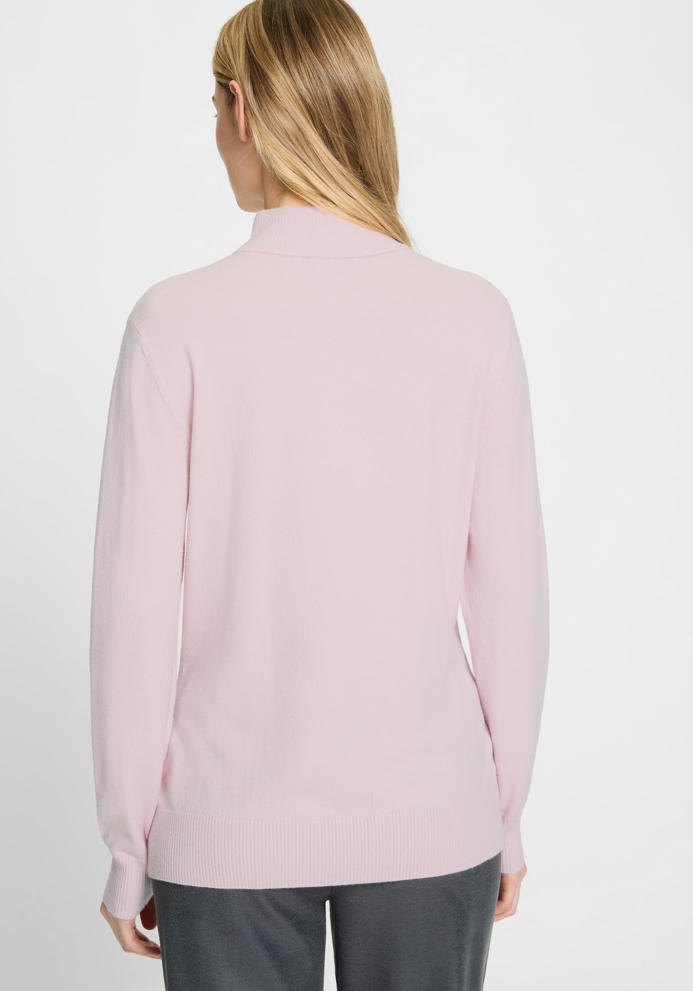 Turtle Neck Pullover in Parfait Pink