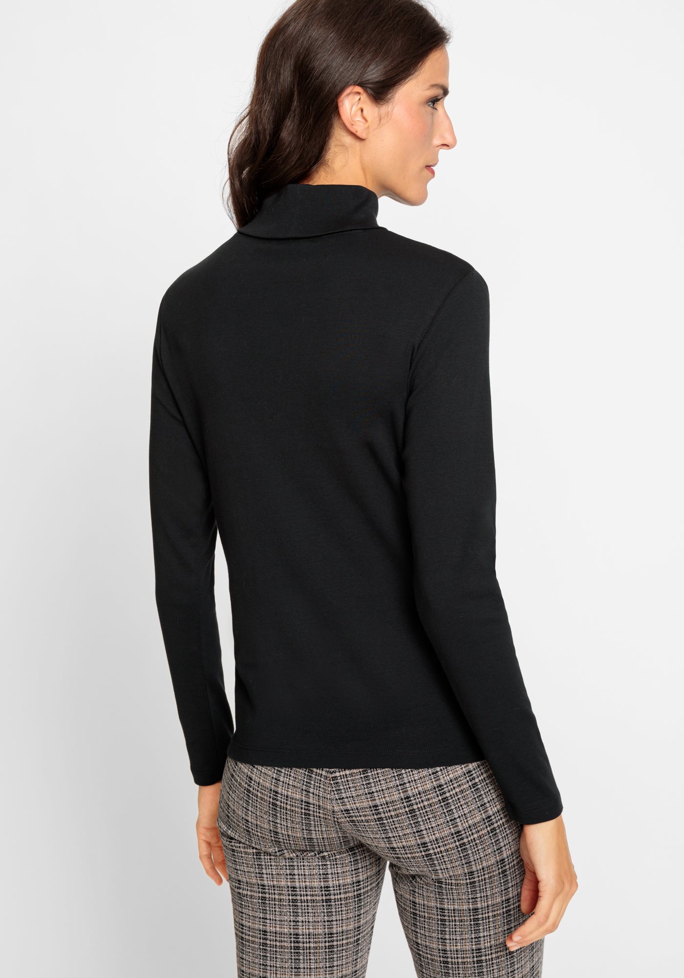 Turtle Neck T-Shirt in Black