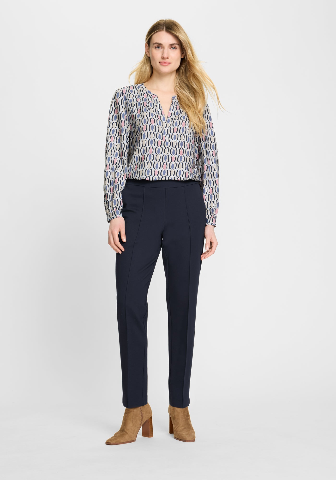 Casual Cropped Trousers in Ink Blue