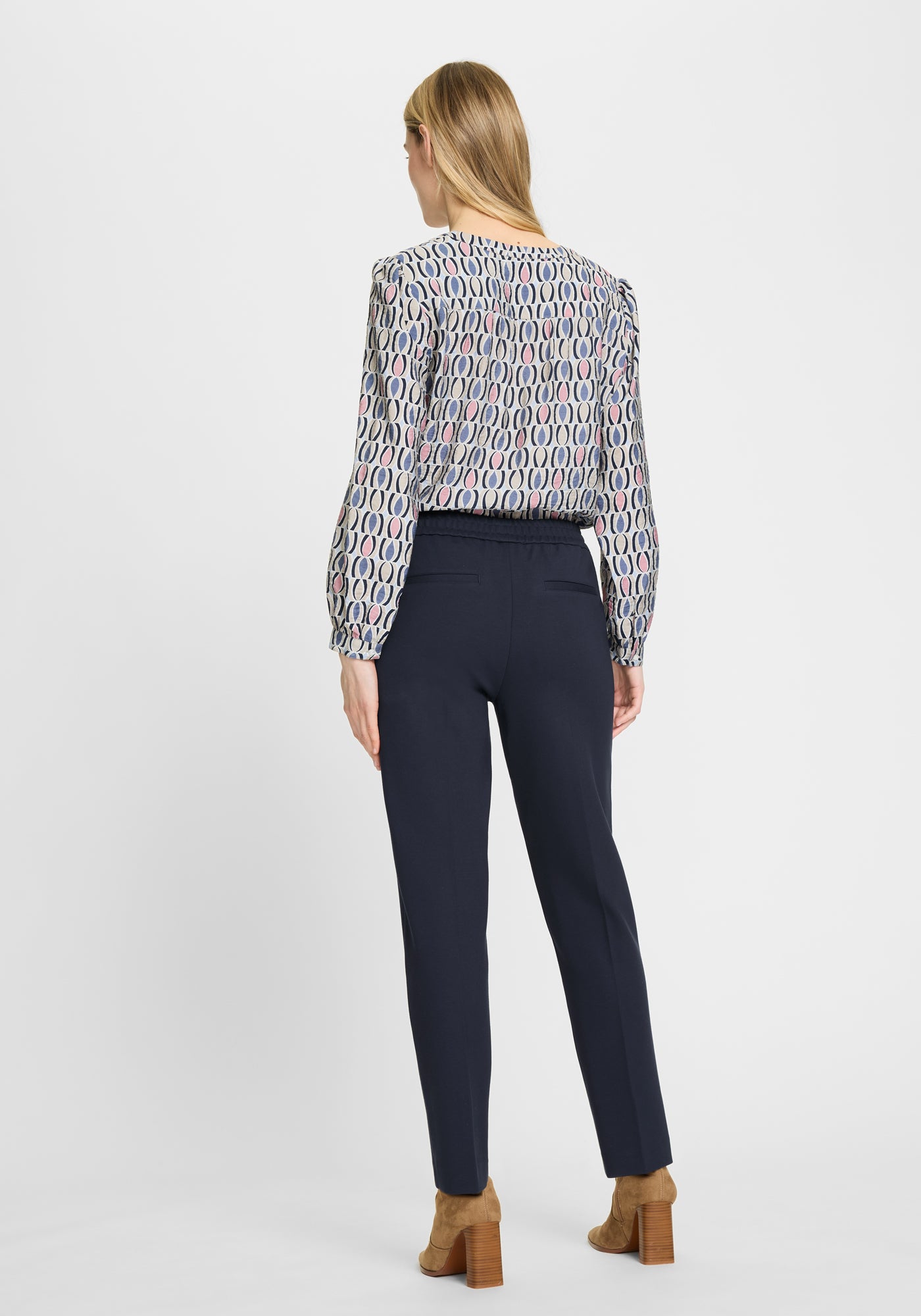 Casual Cropped Trousers in Ink Blue