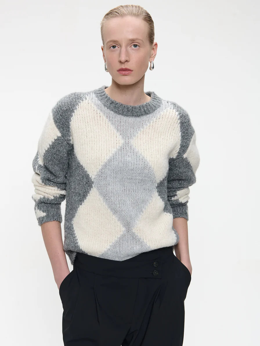 Rhomboids Pullover in Grey