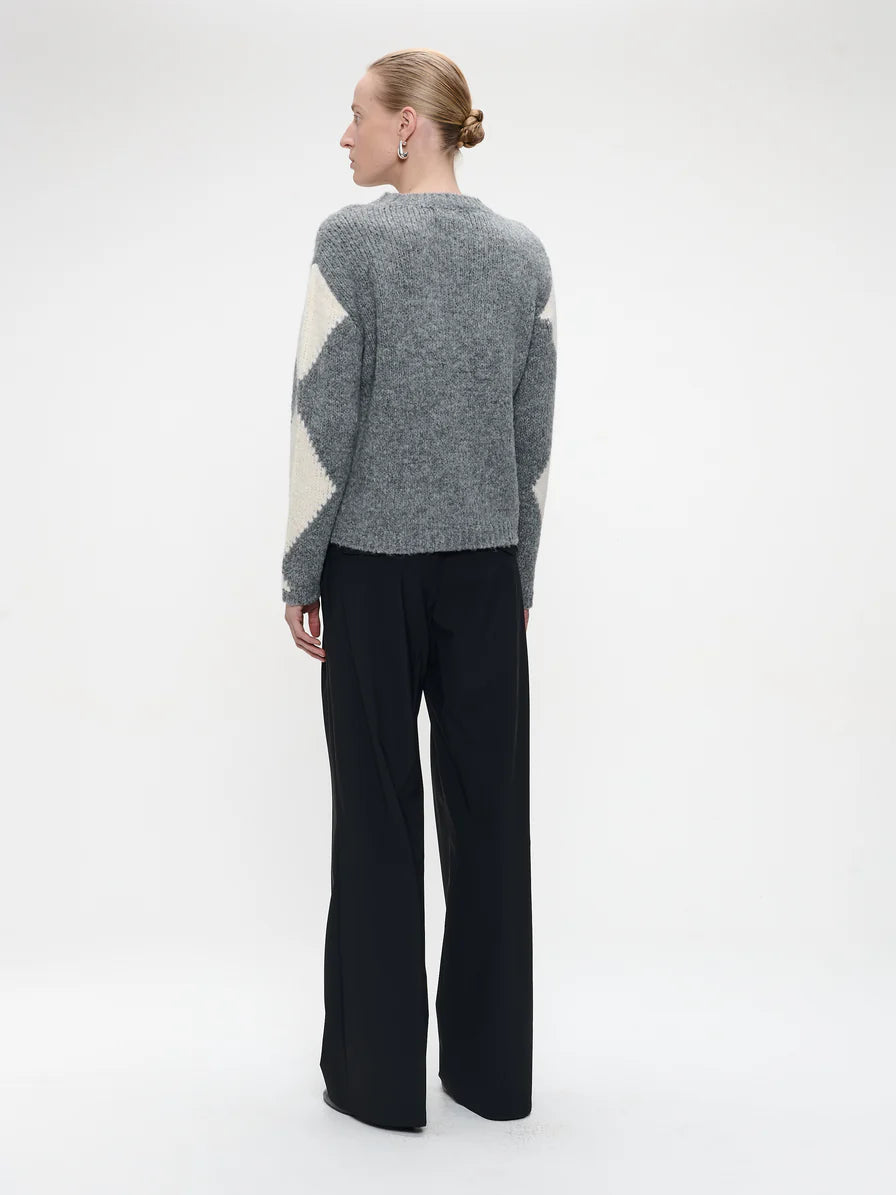 Rhomboids Pullover in Grey