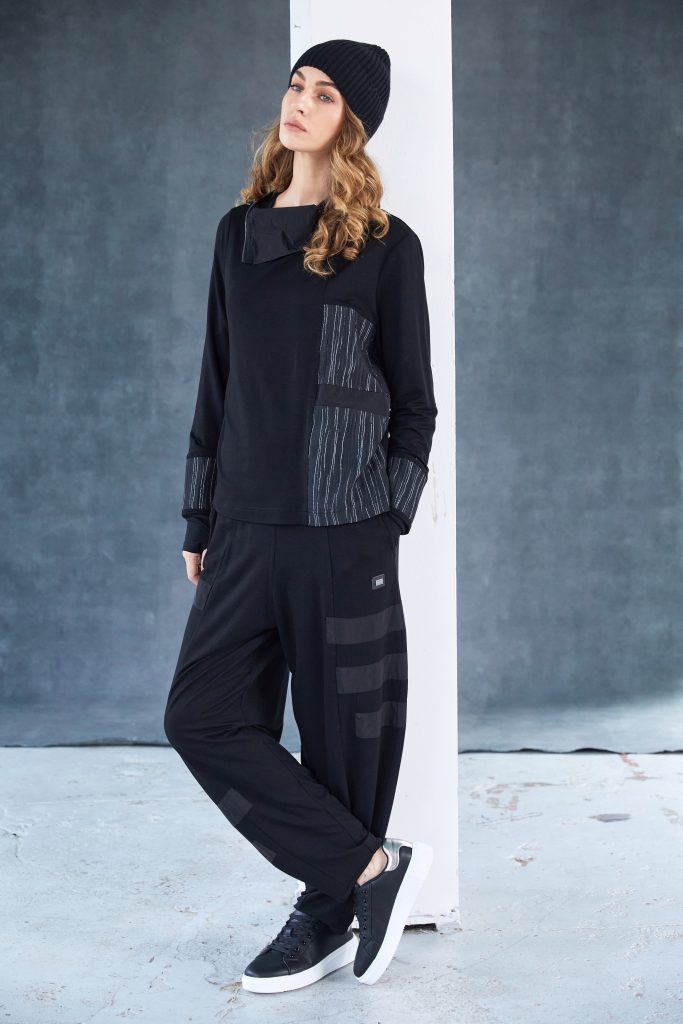 Trouser with Contrast Vertical Bands in Black