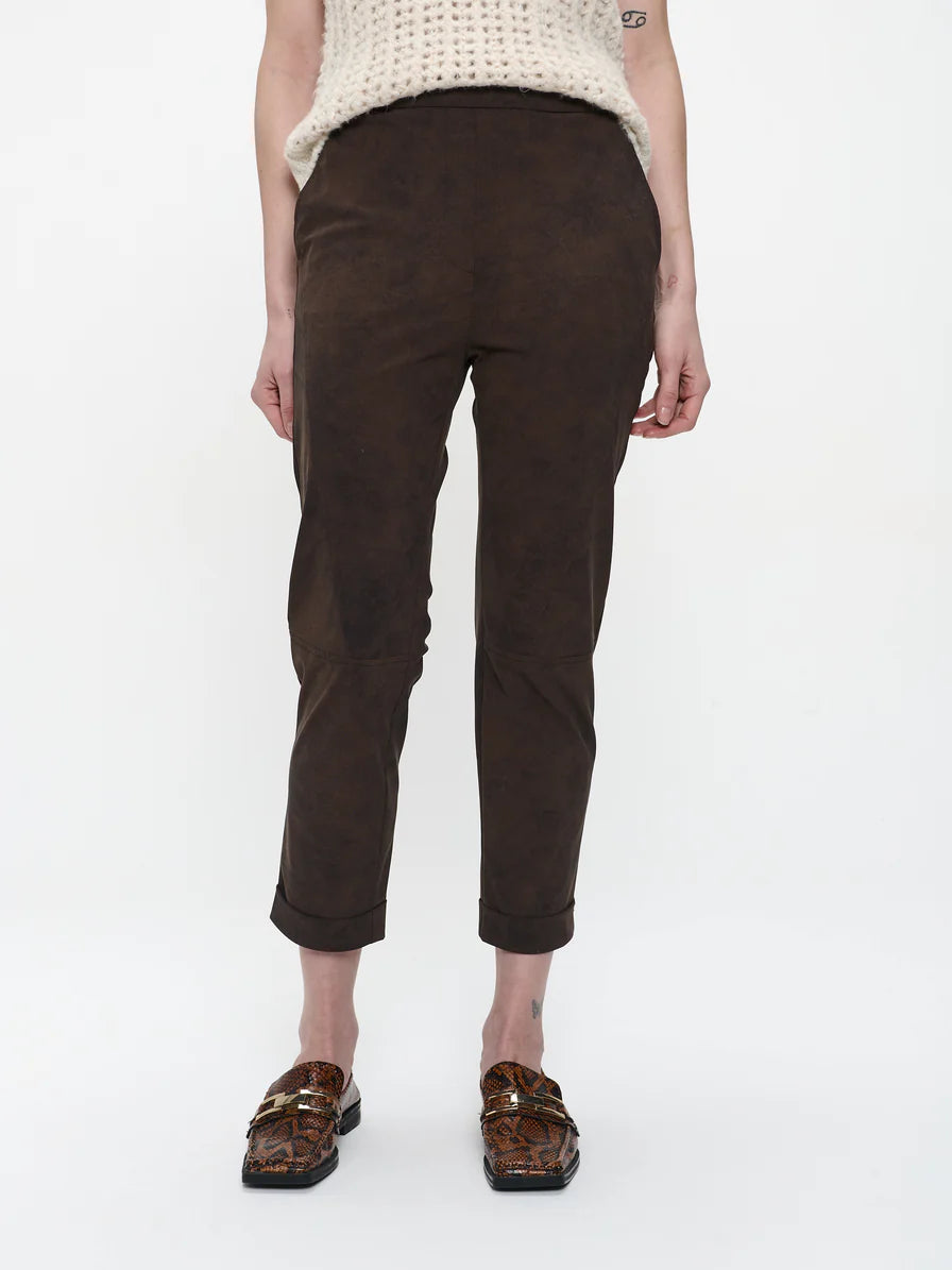 Timelia Technical Jersey Trouser in Brown