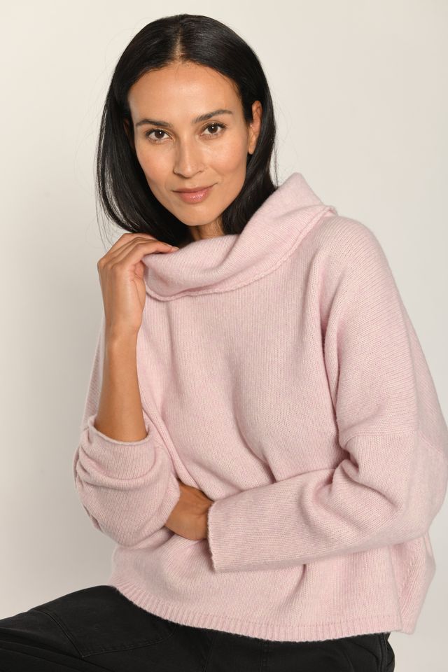 Batwing Pullover in Powder