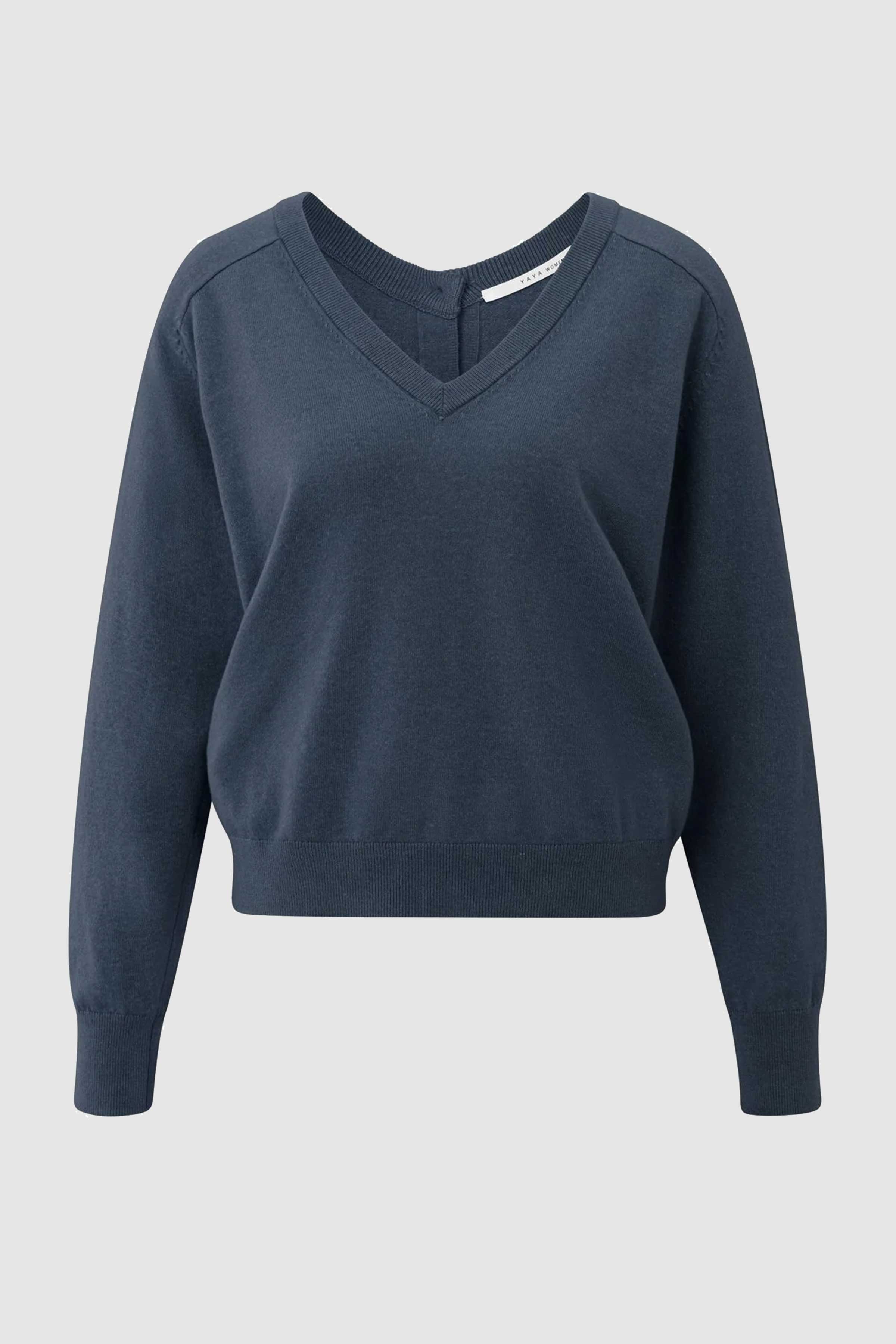 Double V-Neck Sweater in China Blue Melange
