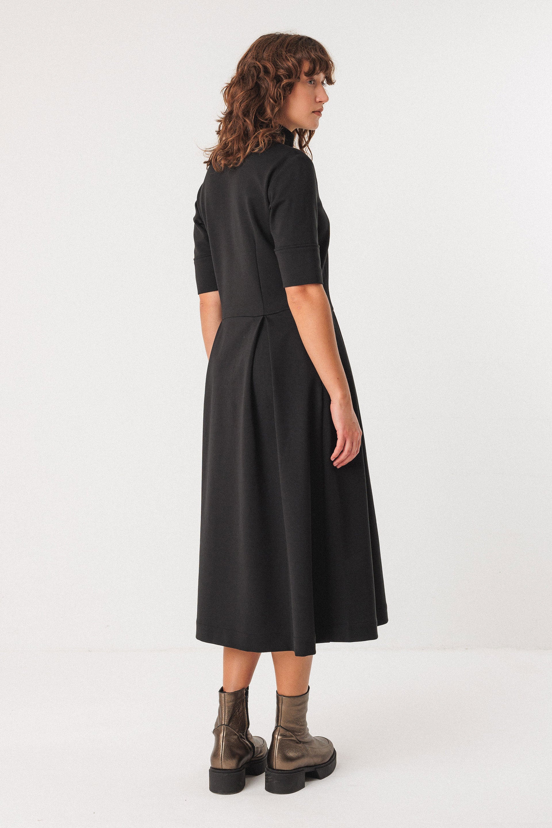 Alaitza Dress in Black
