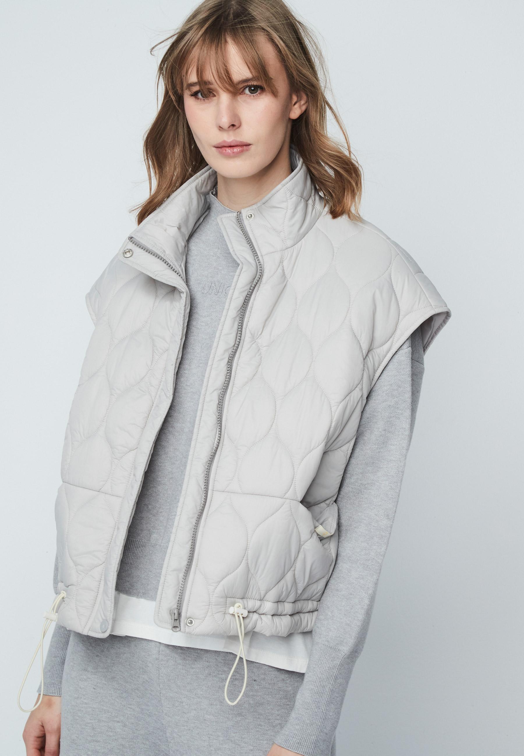 Carry Gilet in Grey