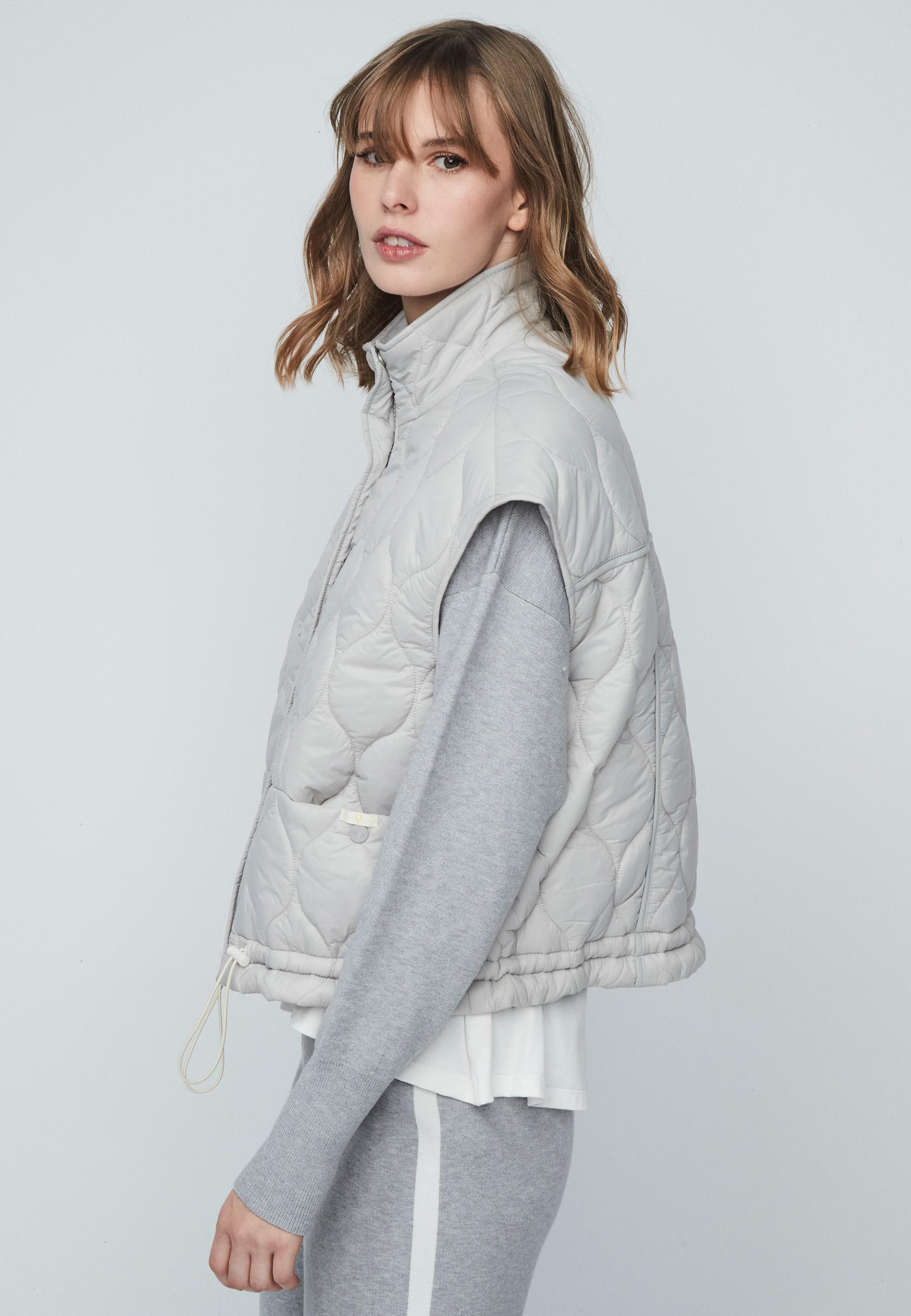 Carry Gilet in Grey