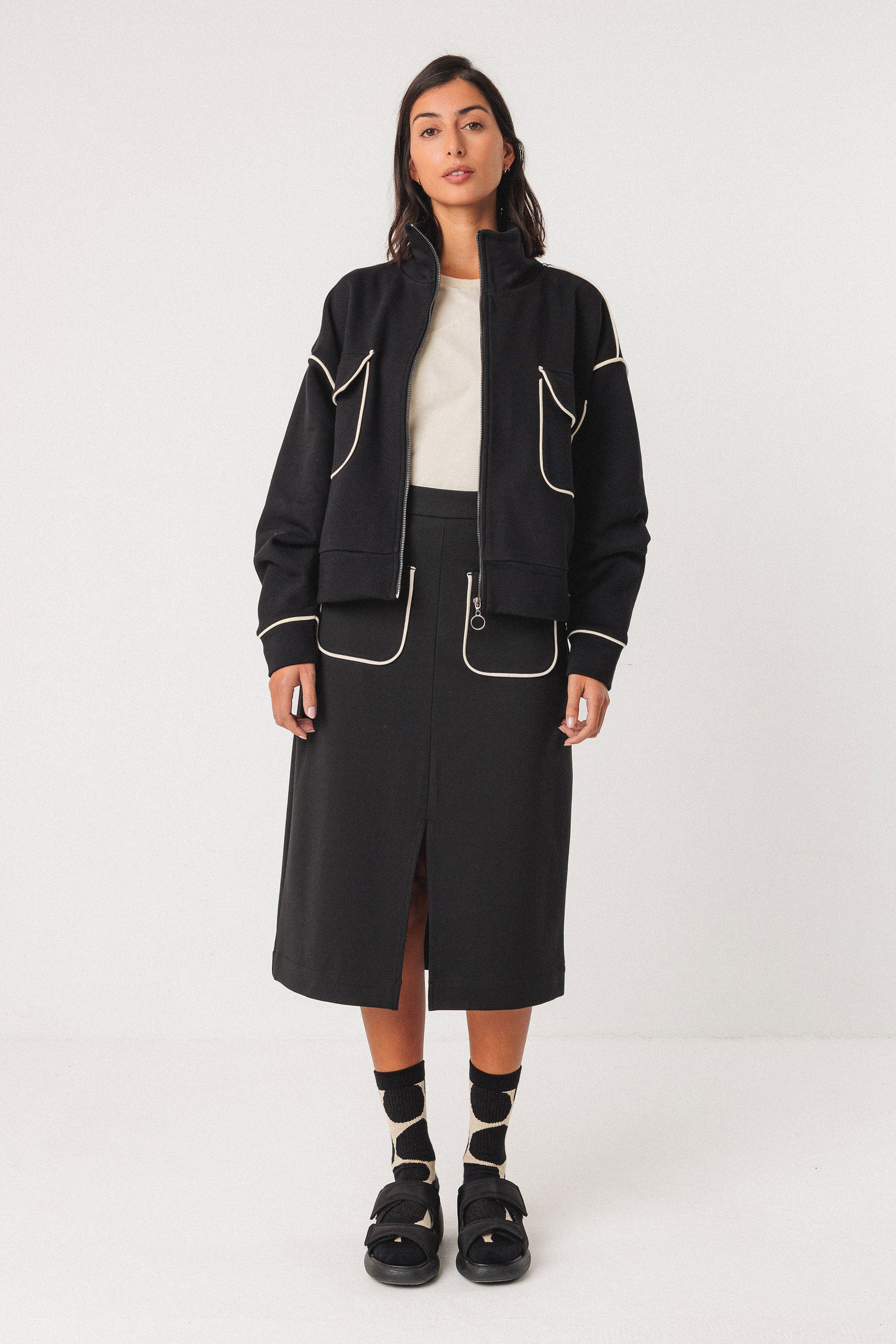 Eza Skirt in Black