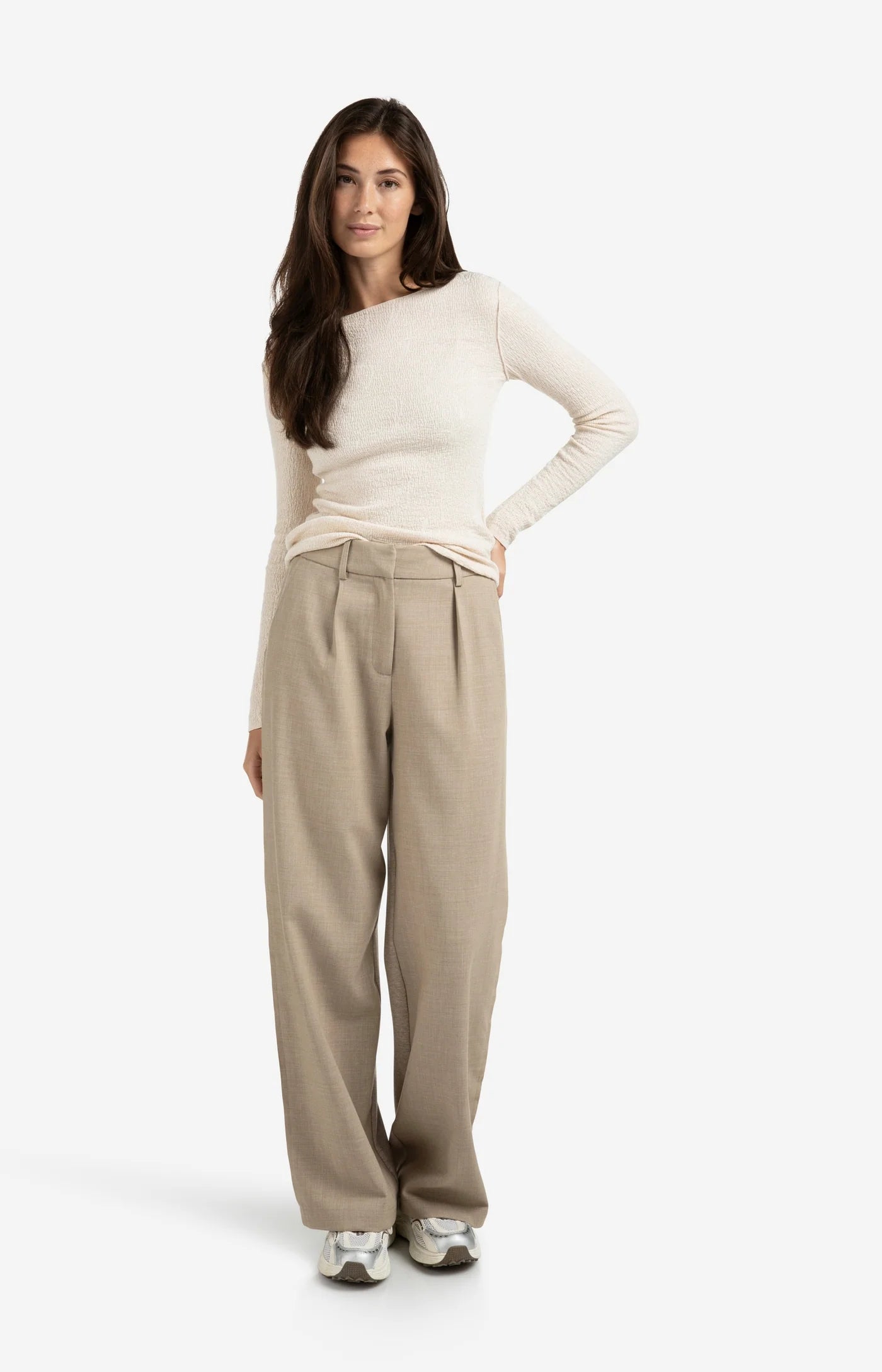 Light Structured Knitted Top in Chalk White