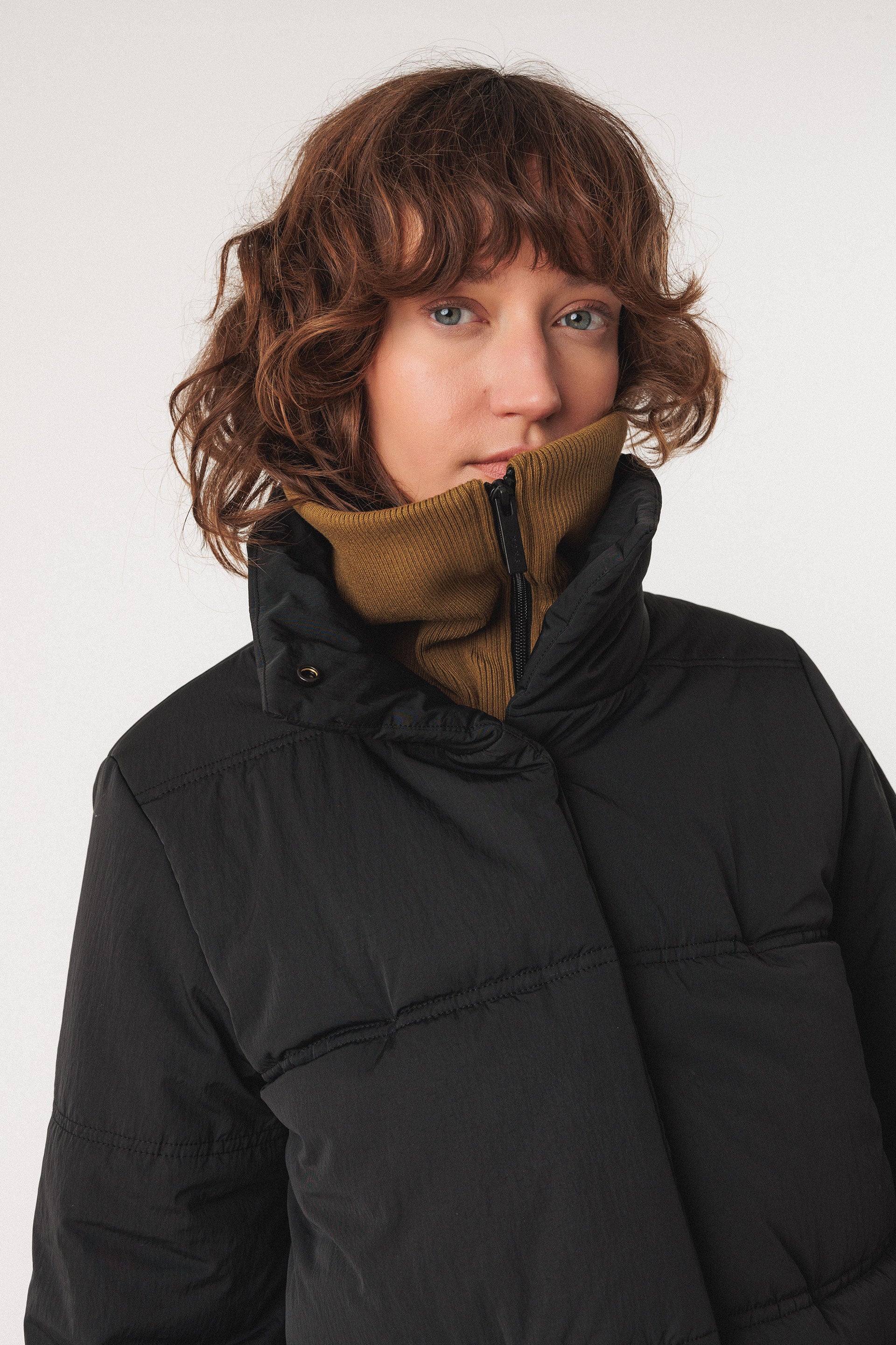 Harea Coat in Black