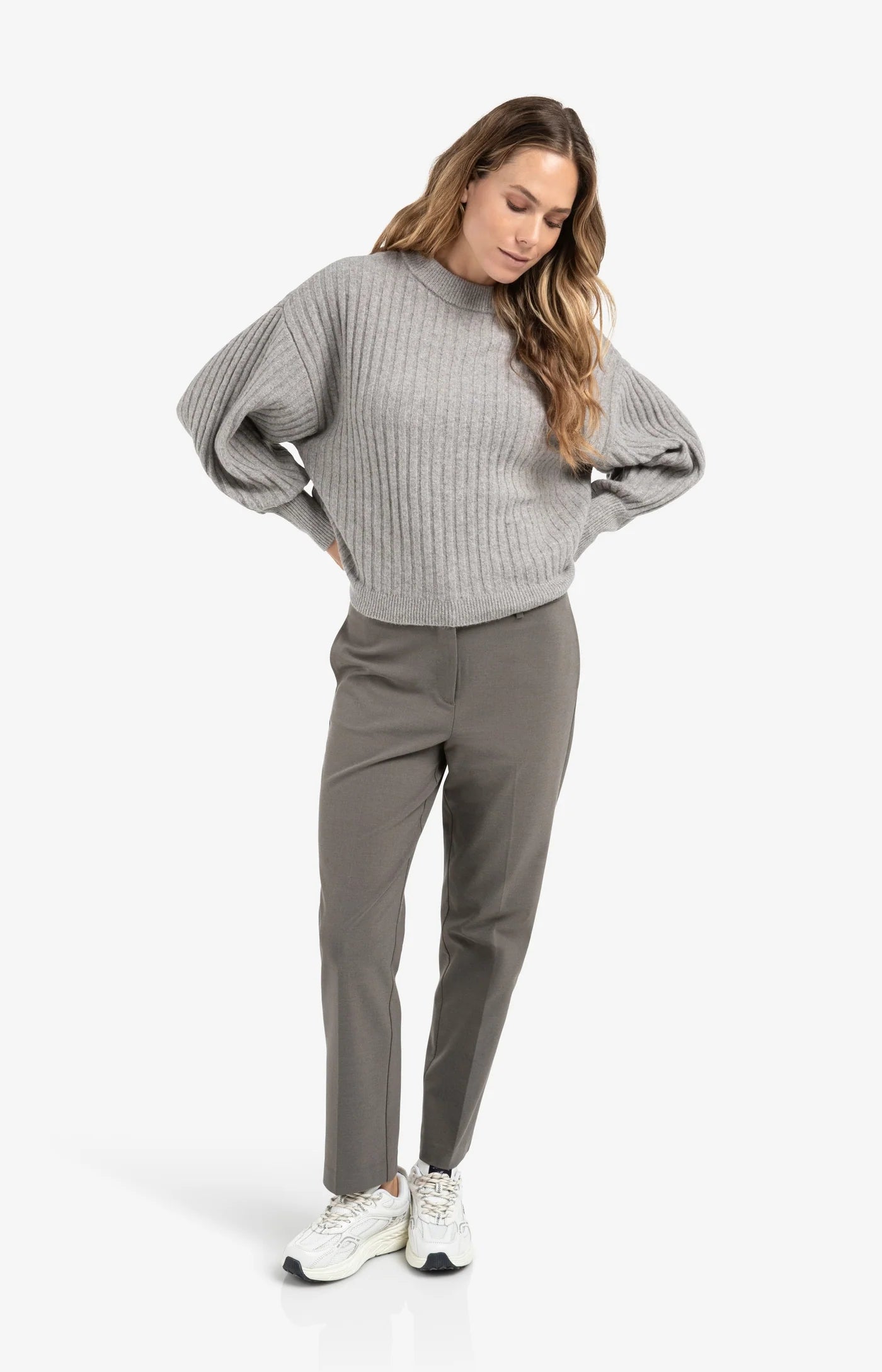 High Waist Straight Trouser in Dark Taupe/ Grey Melange