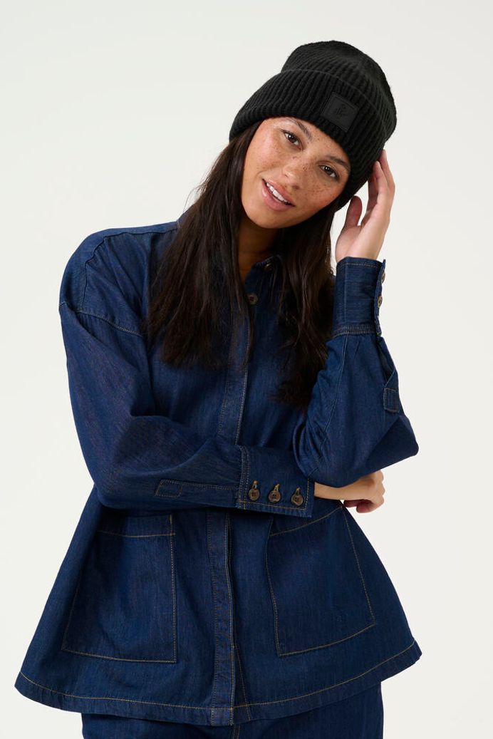 Merva Hat in Black