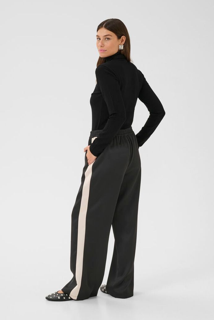 Annabelle Pants in Black