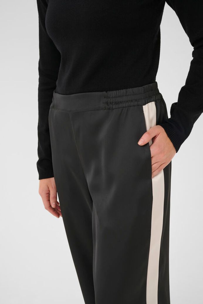 Annabelle Pants in Black