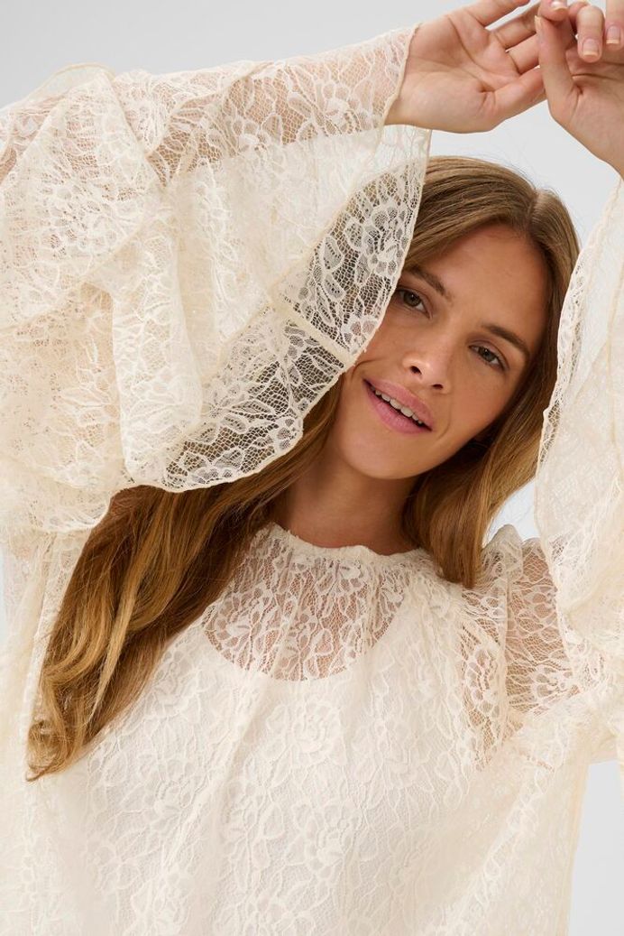 Clemency Blouse in Whitecap