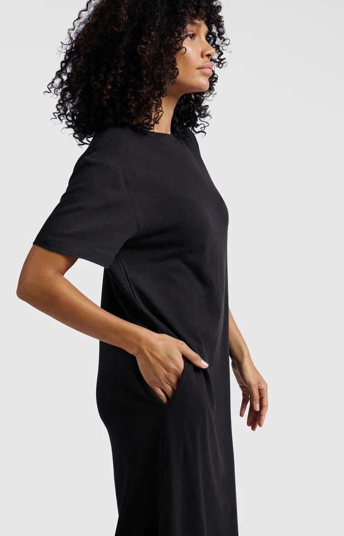 T-shirt Dress with Slit in Washed Black