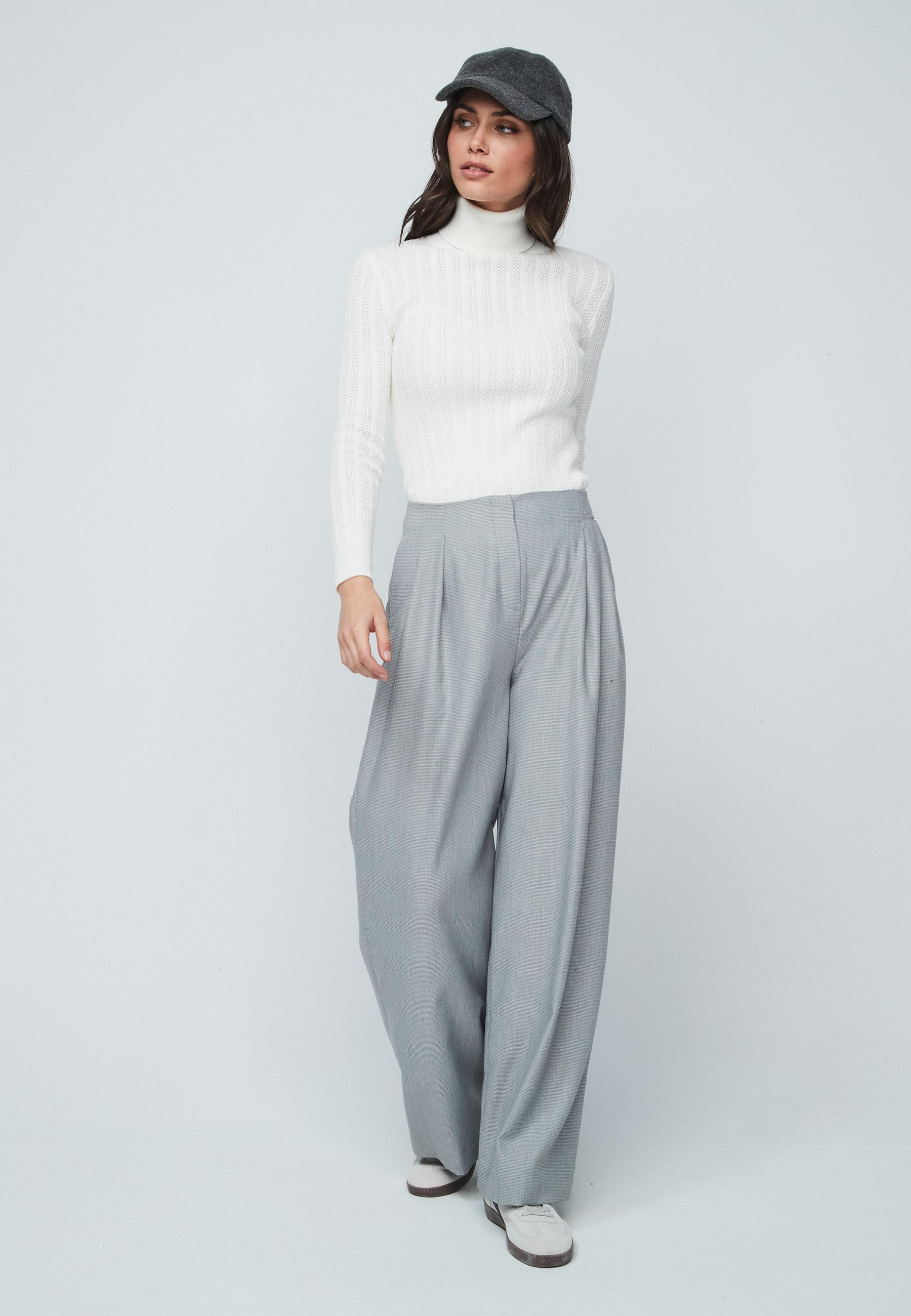 Risty Trouser in Grey