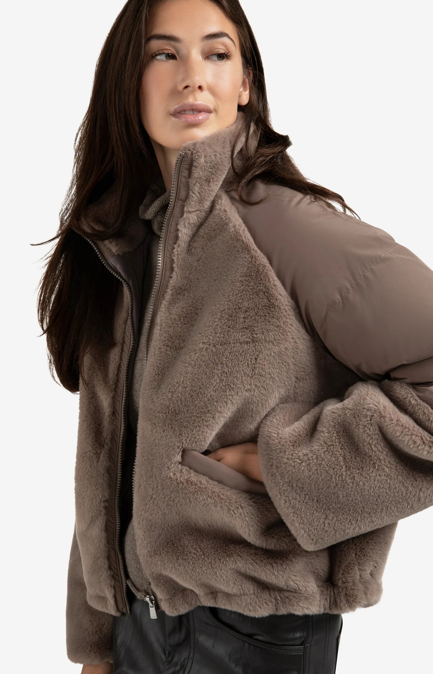 Short Teddy Jacket in Brown