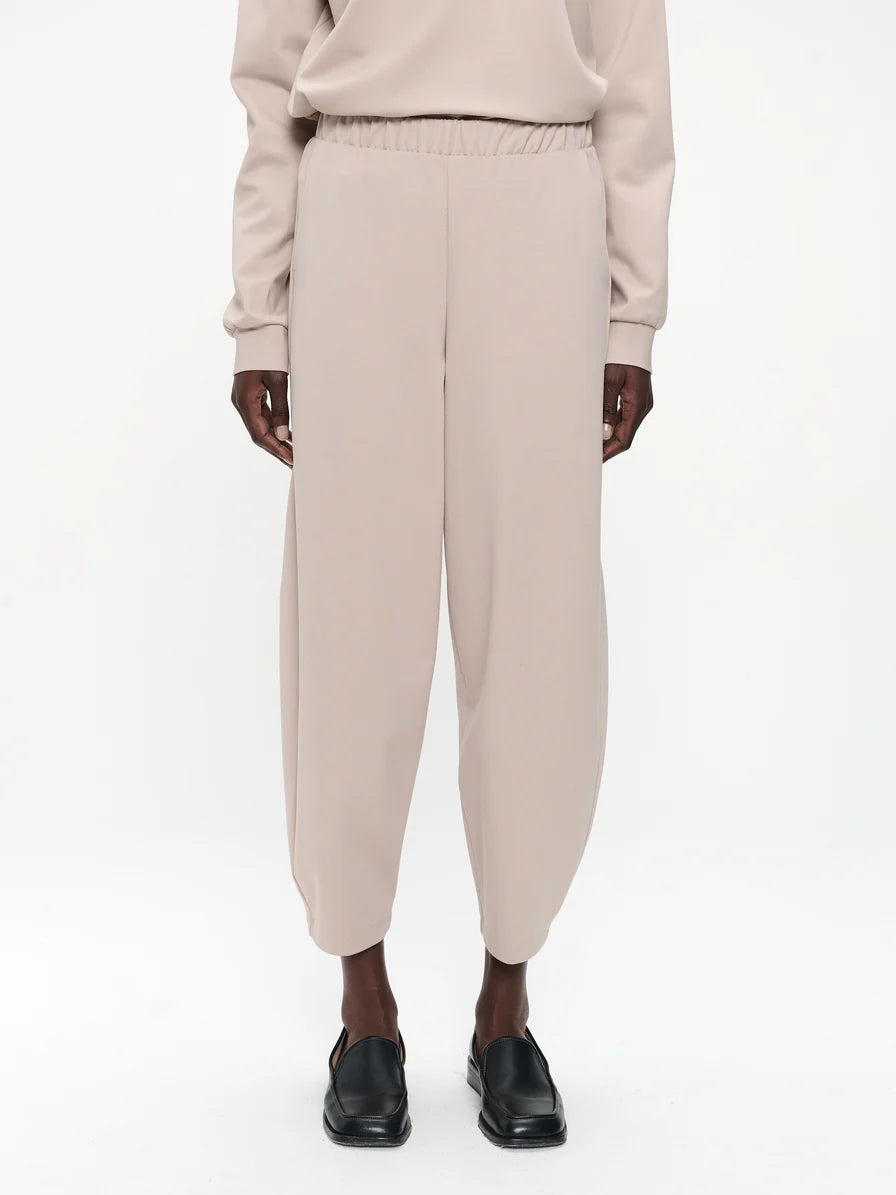 Viscose Blend Trouser in Sand
