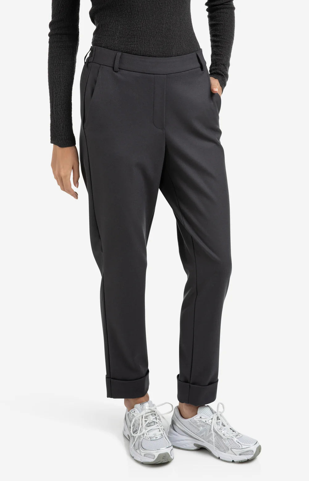 Pantalon Style Trouser in Oyster Black