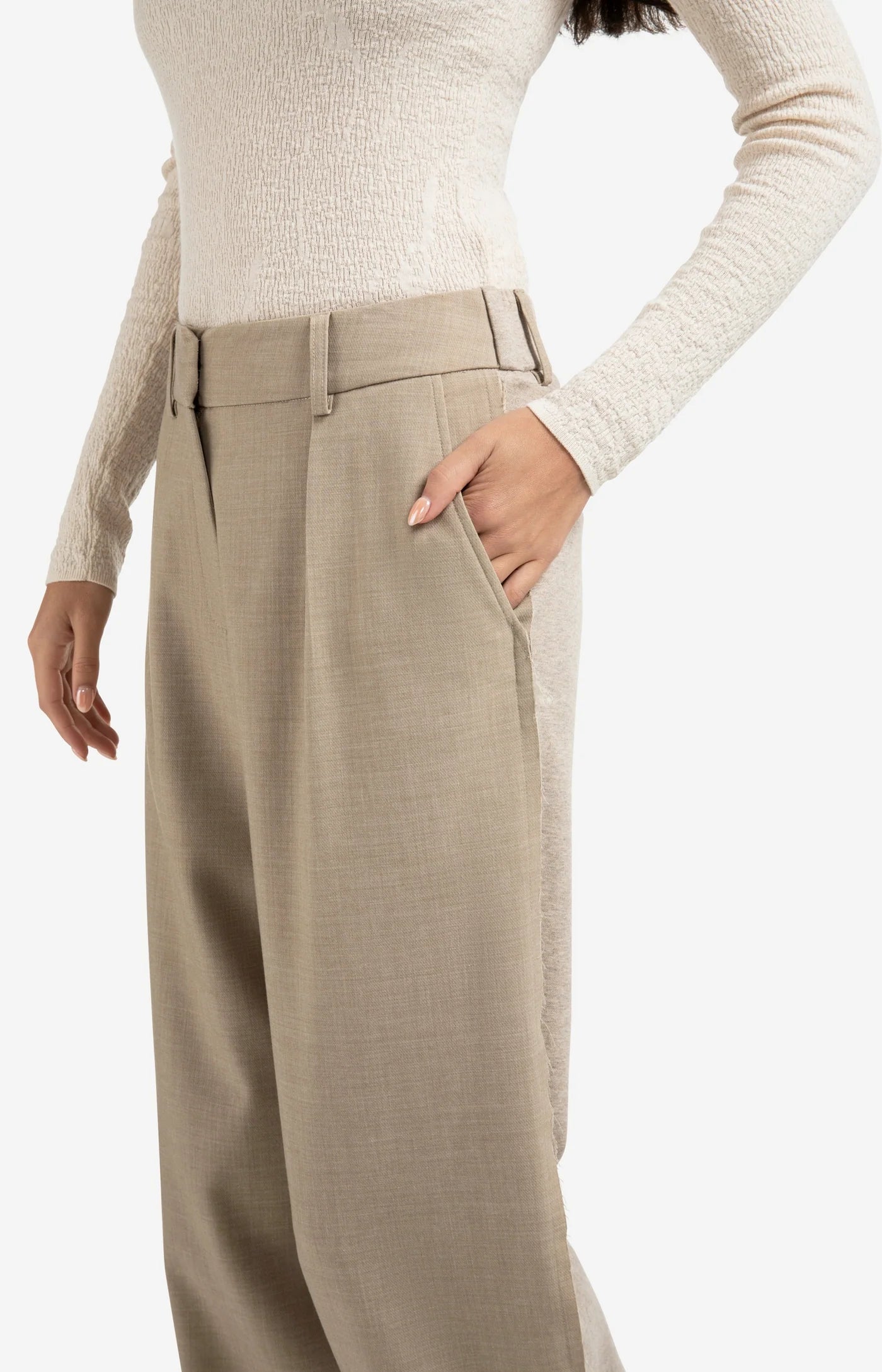 Woven Wide Leg Trouser in Sand Beige