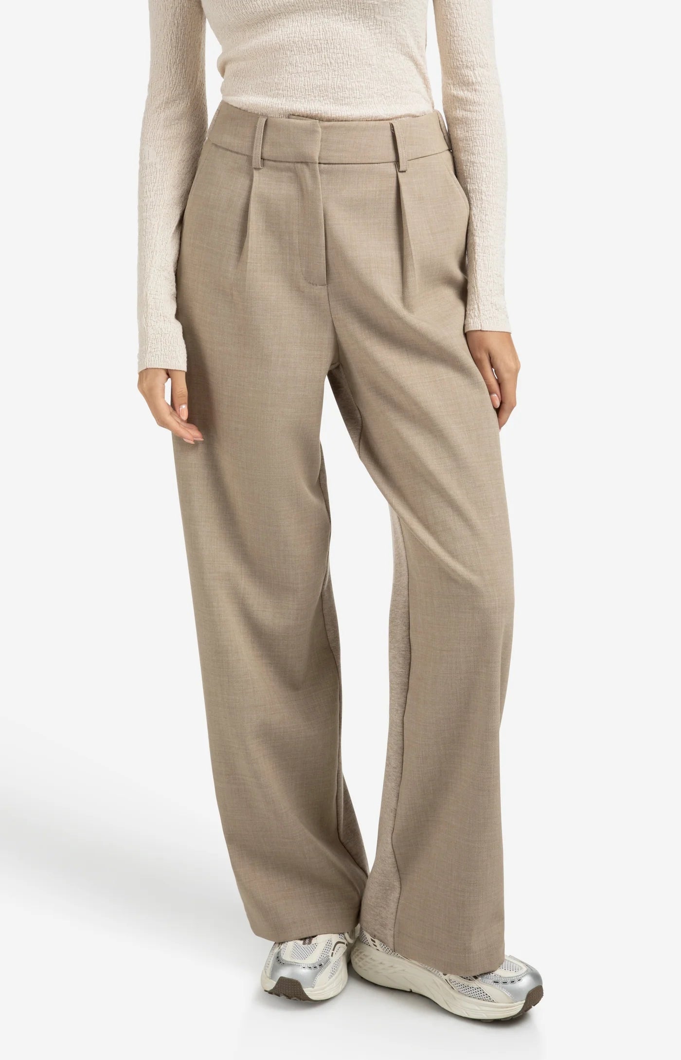 Woven Wide Leg Trouser in Sand Beige
