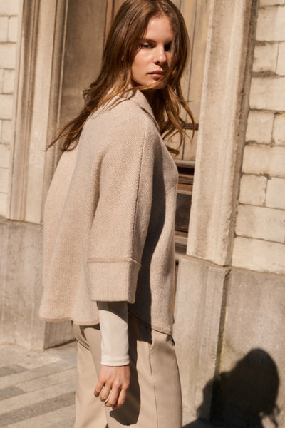 Poncho Cardigan in Oxford Tan Brown Dessin