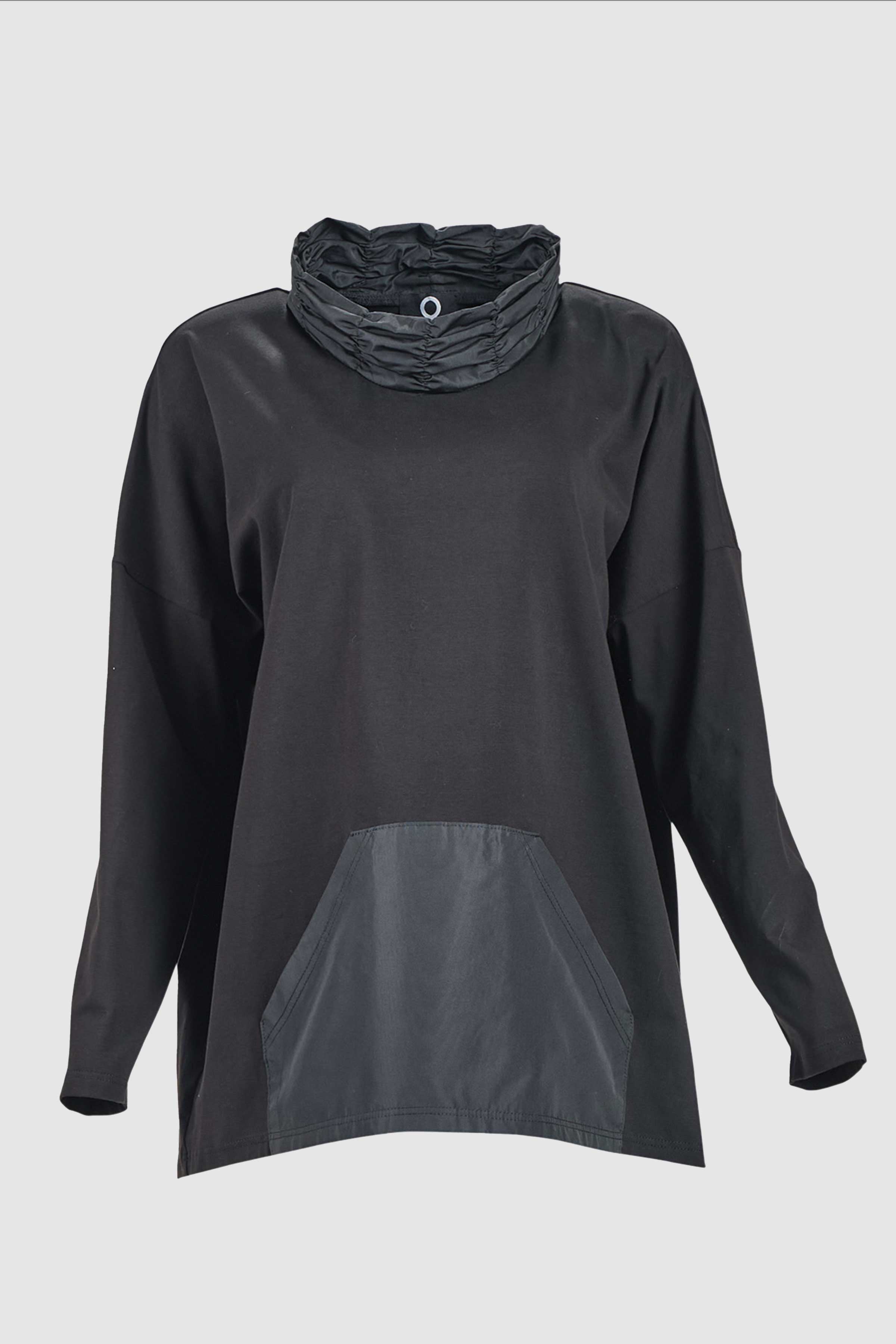 Pantone Funnel Neck Pocket Top in Black