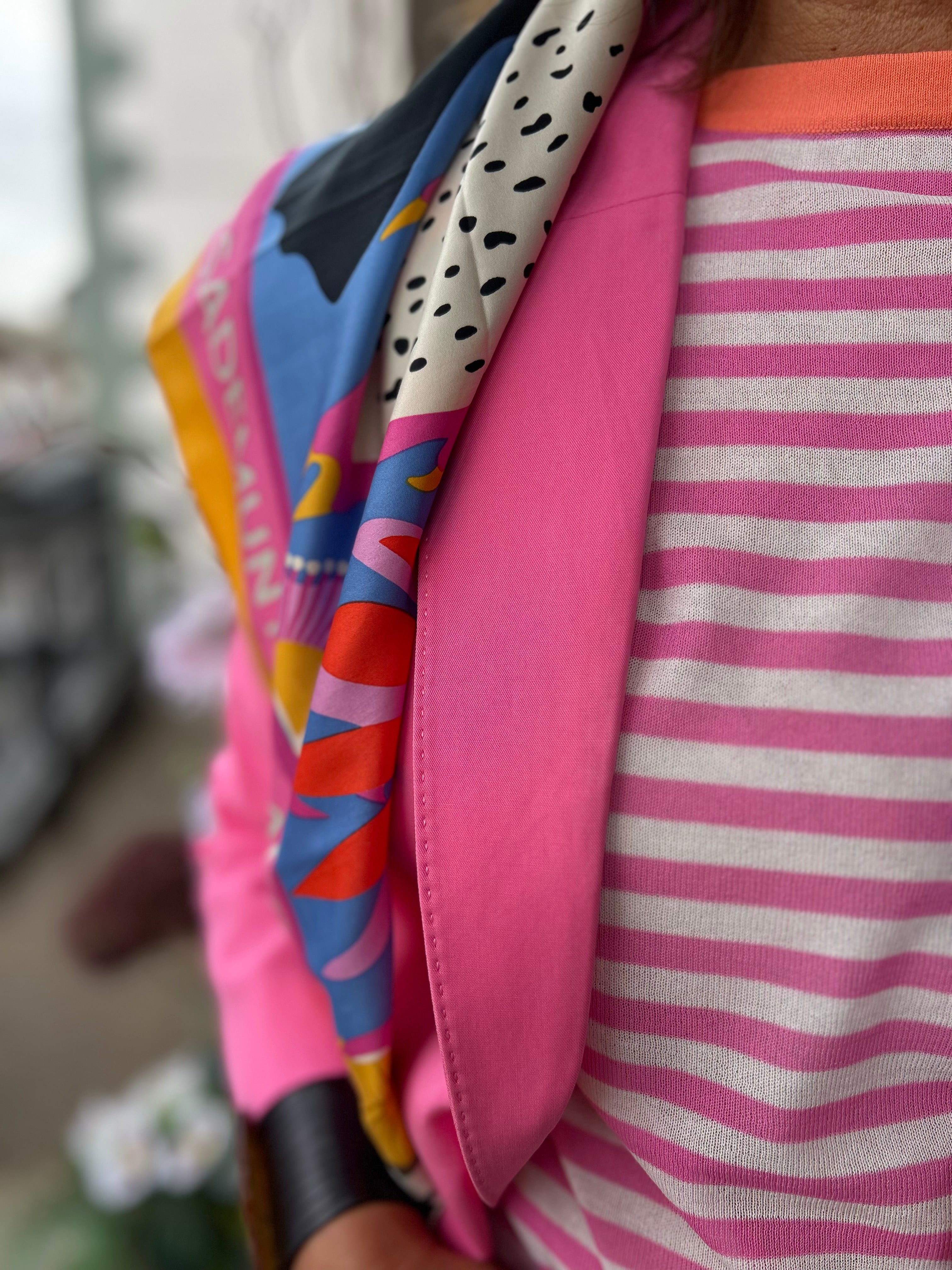 Blazer with No Buttons in Pink