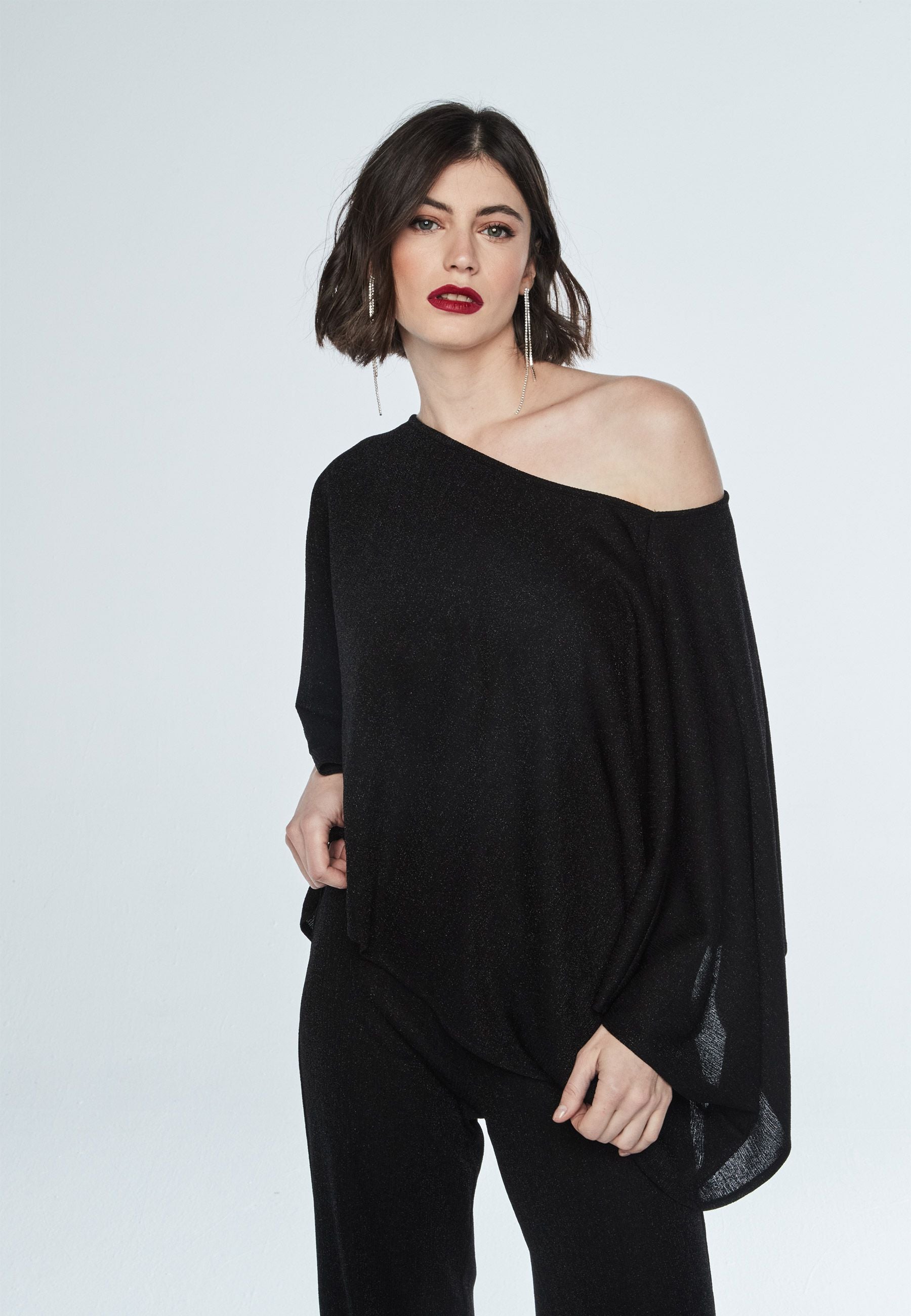 Nia Off Shoulder Top in Black