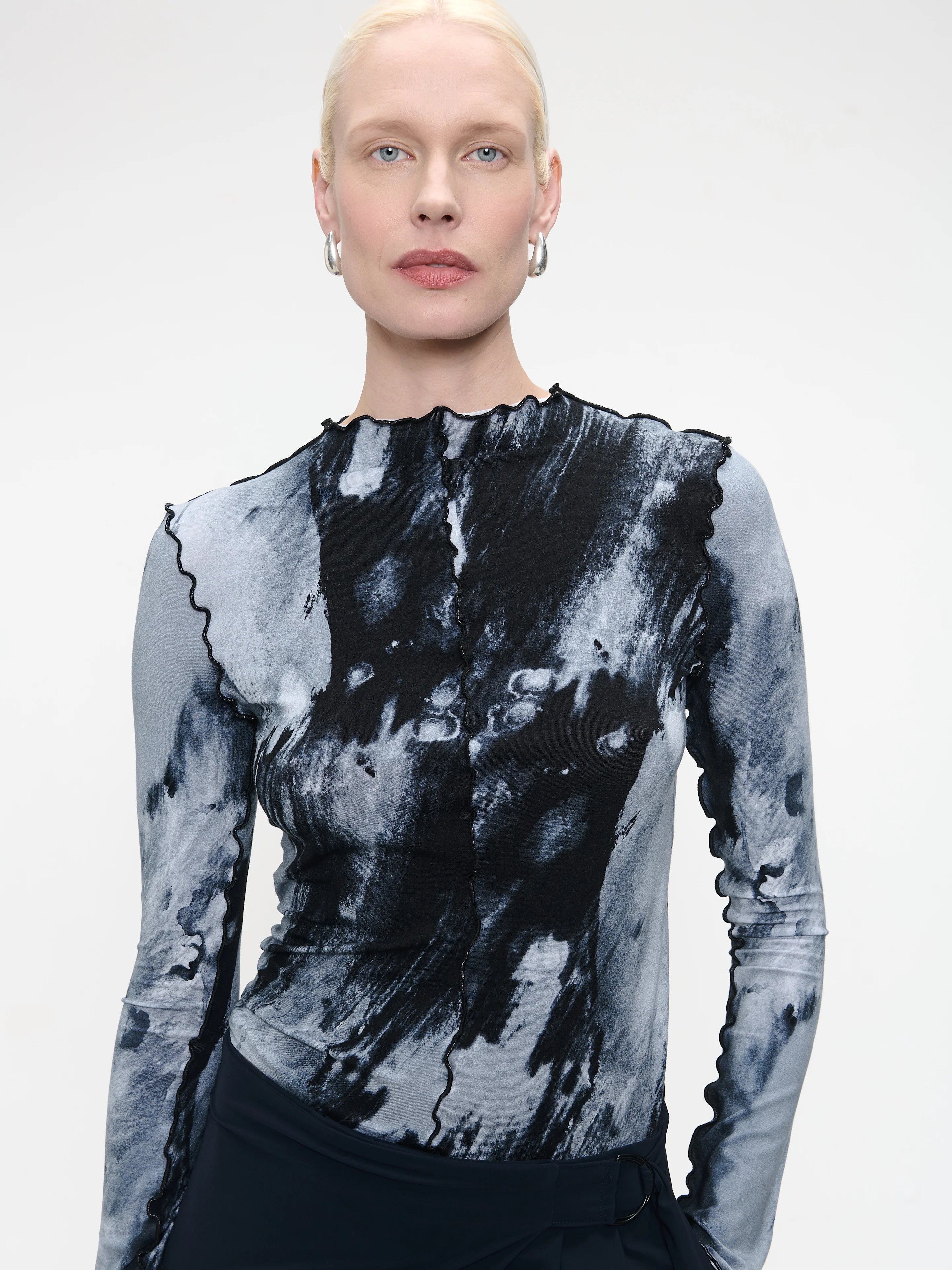 Janette Allover Print Top in Allover