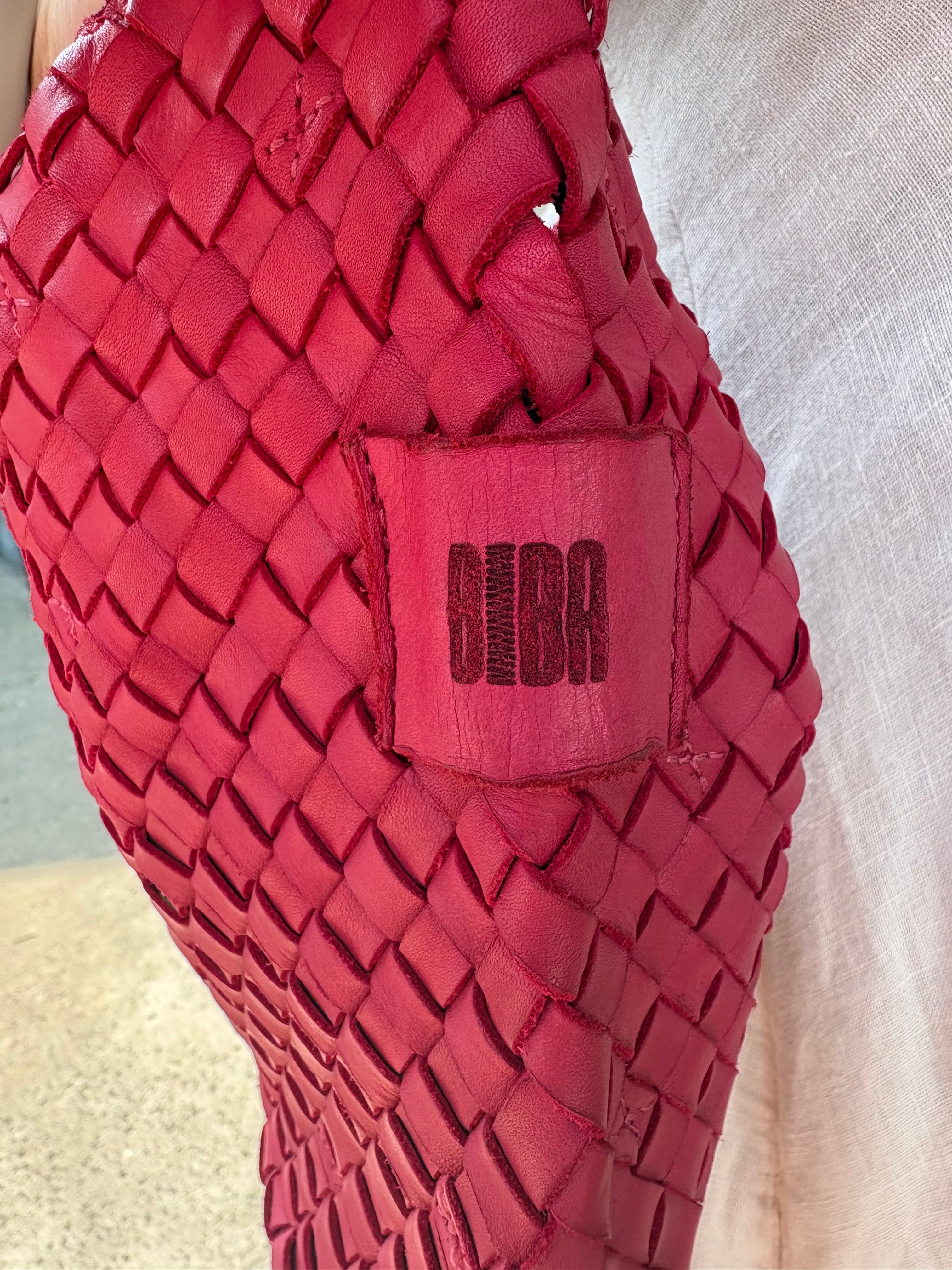 Killen Shoulder Bag in Fuchsia