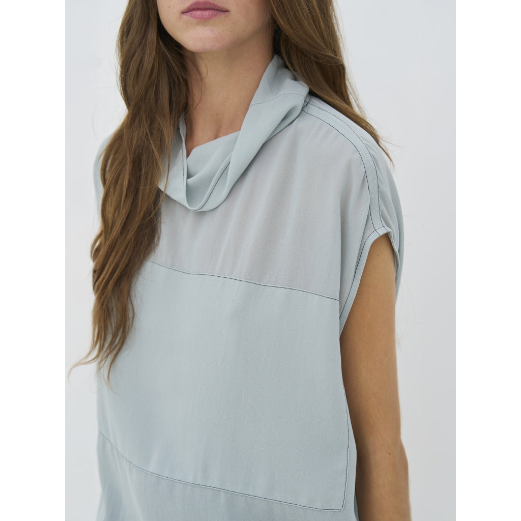 Celsa Top in Blue Mint