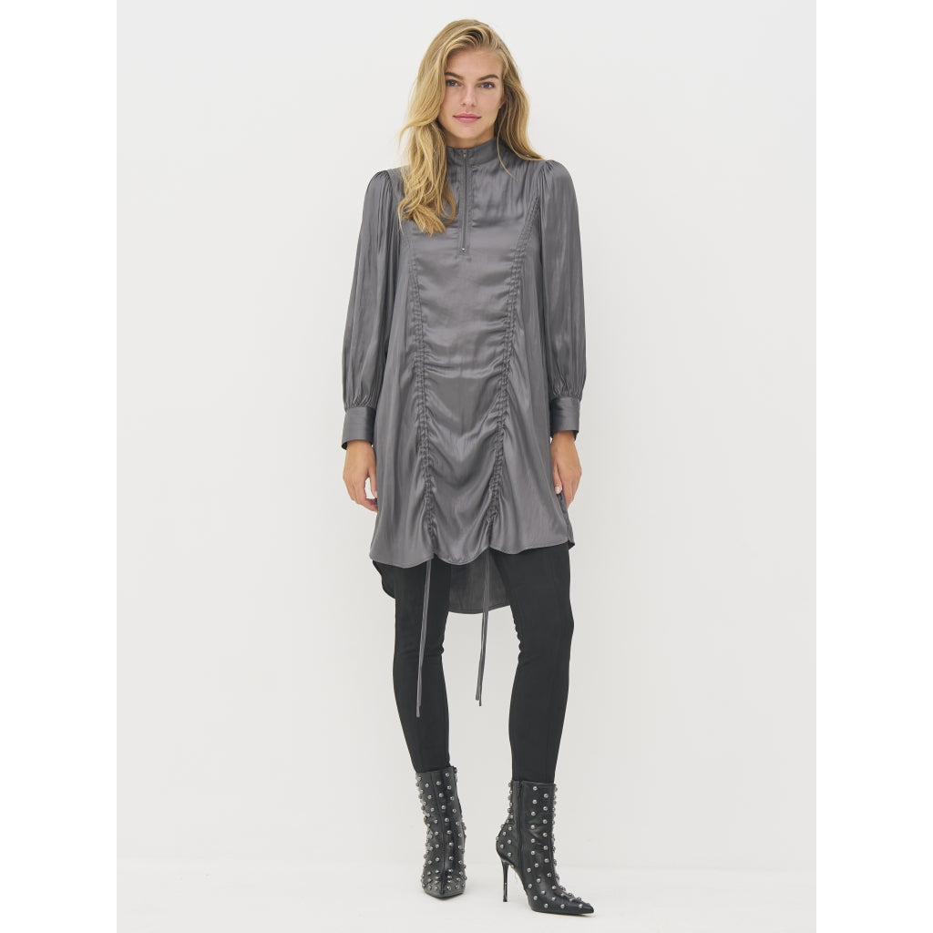 Boel Tunic in Iron Grey