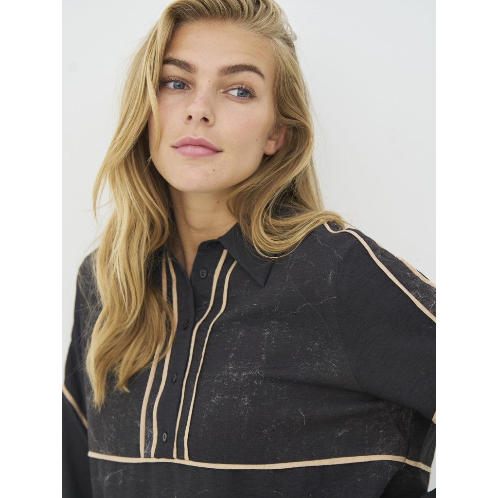 Creola Shirt in Black mix