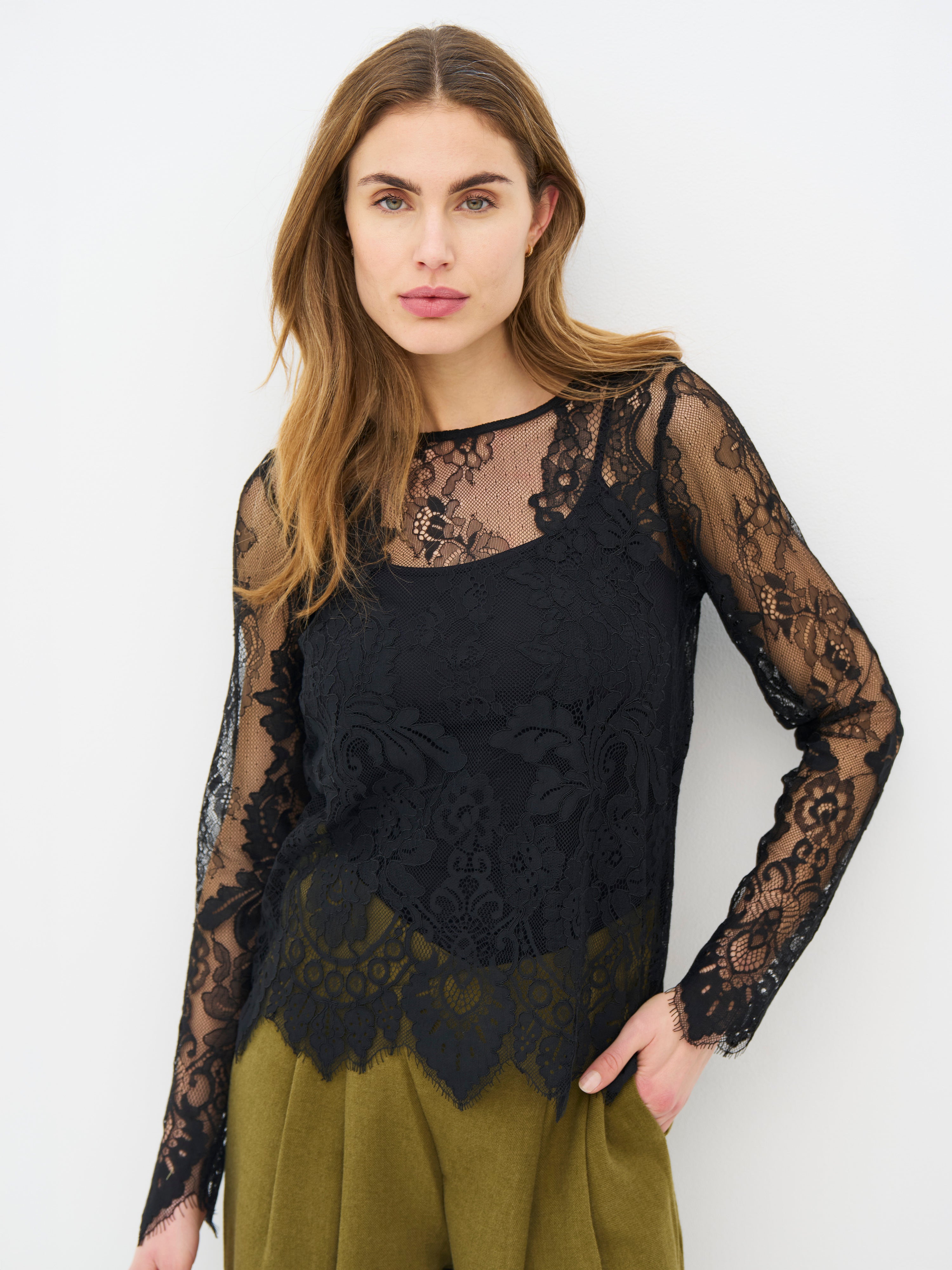 Charlotte Top in Black