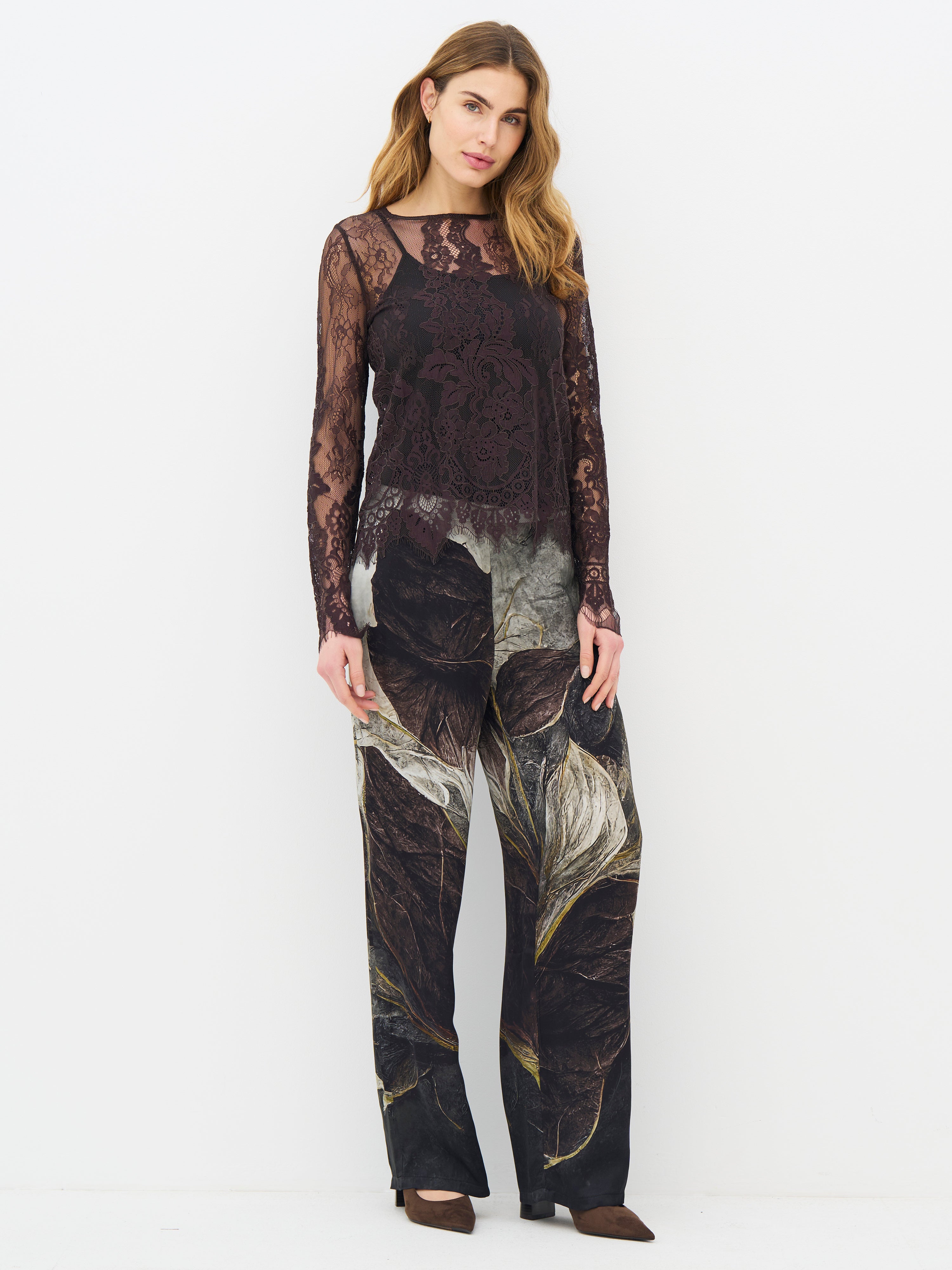 Charlotte Top in Brown