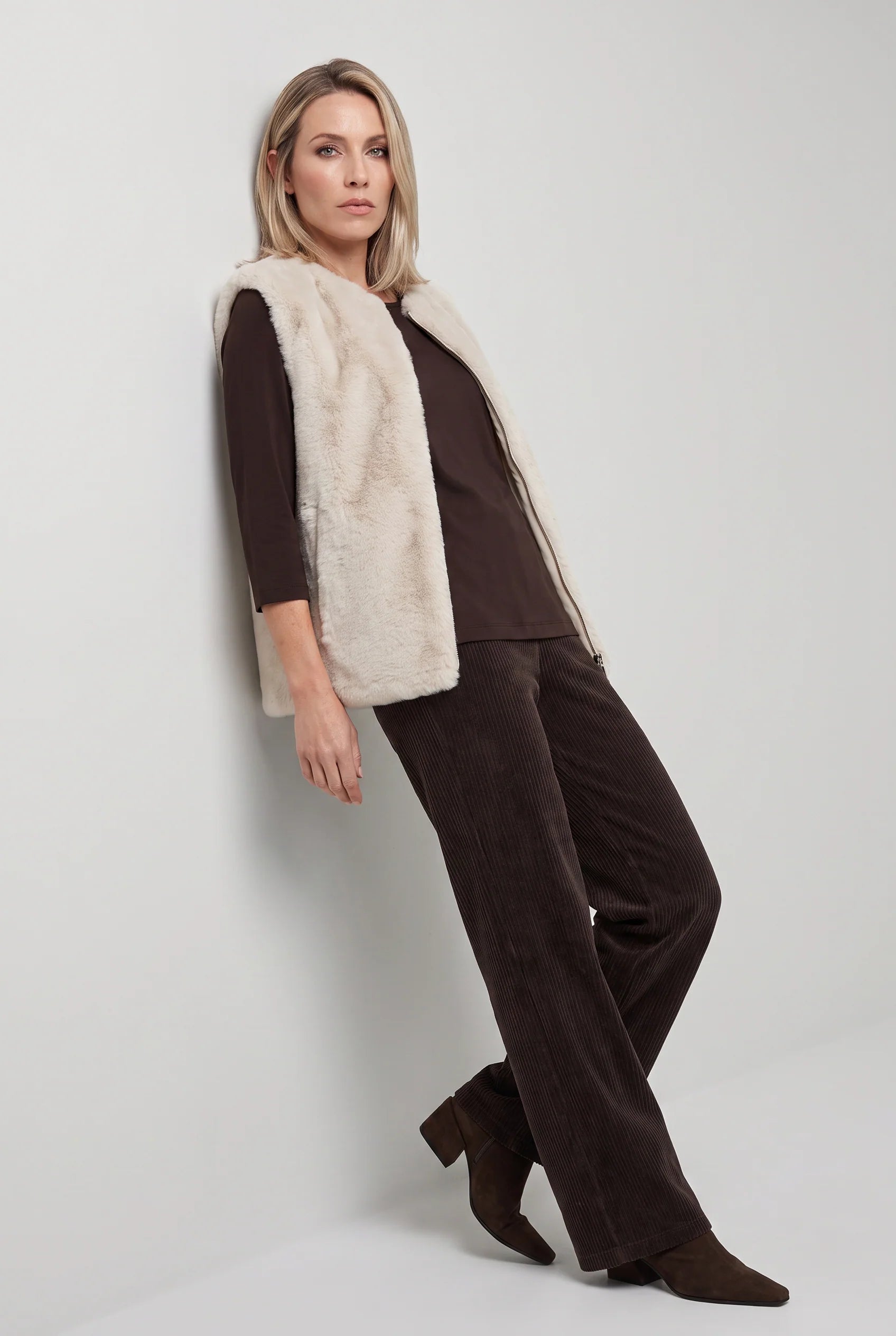 Soft Faux Fur Gilet in Almond Beige Melange