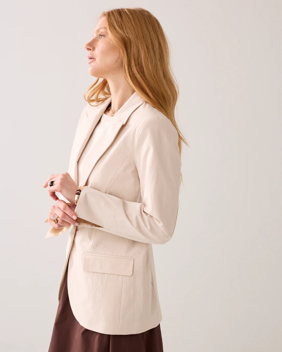 Cotton Blend Fitted Blazer in Ivory
