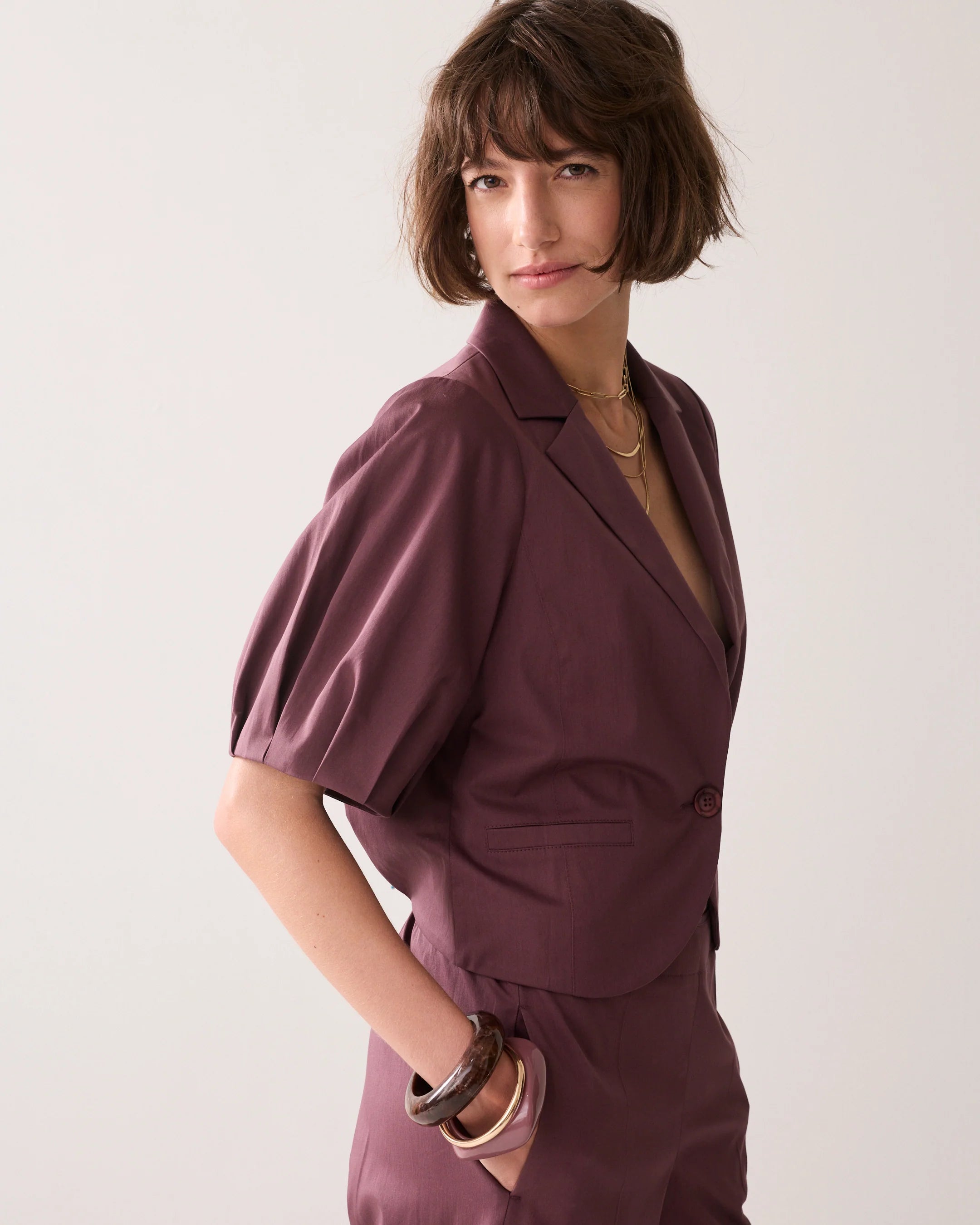 Short Sleeve Blazer in Deep Fig