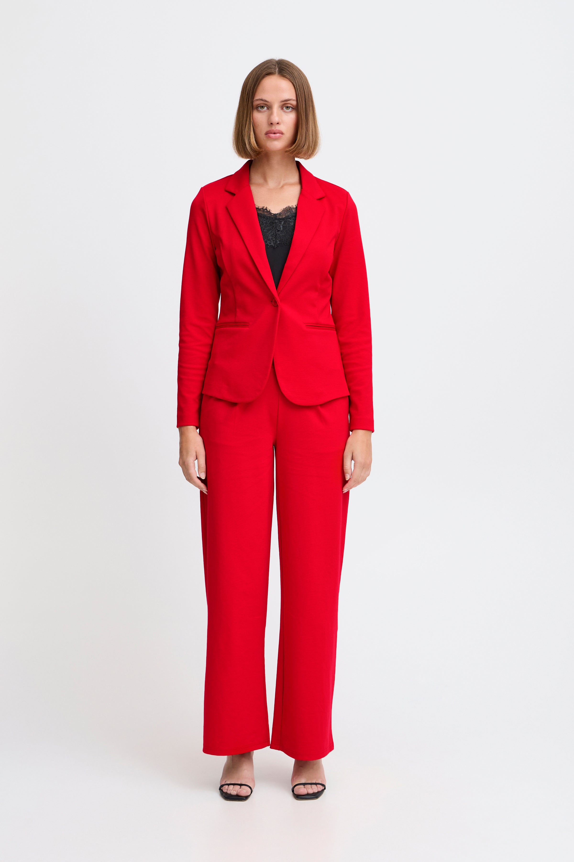 Kate Blazer in Racing Red